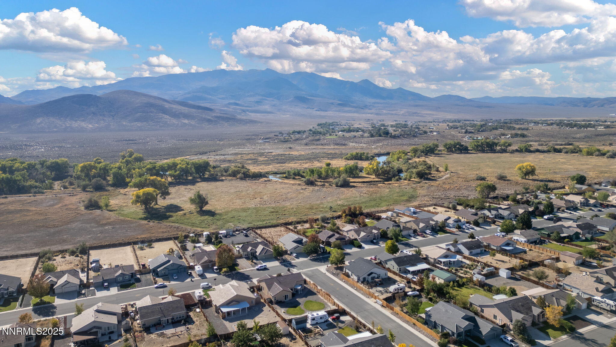 1498 Riverpark Parkway Property Photo 4