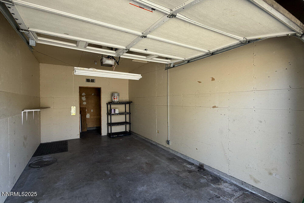 80 Locust Street Property Photo 19