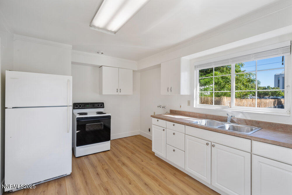 80 Locust Street Property Photo 32