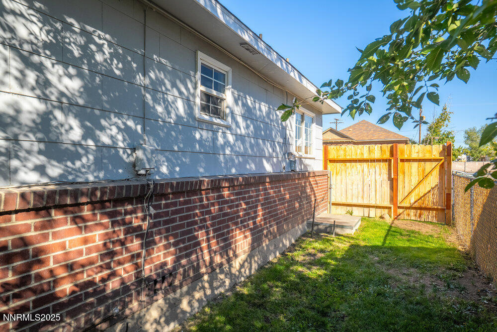 80 Locust Street Property Photo 45