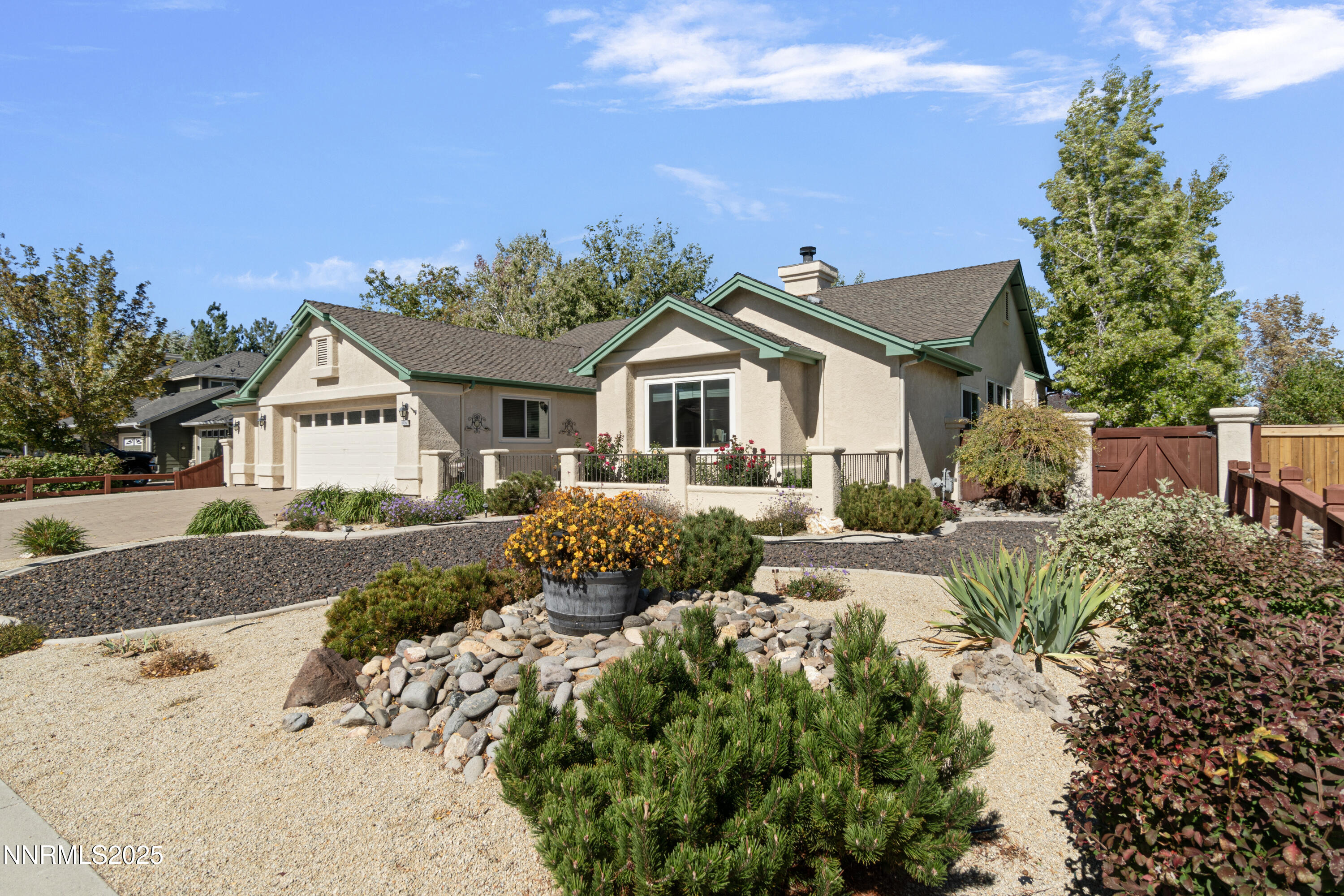 1216 Pleasantview Drive Property Photo 1
