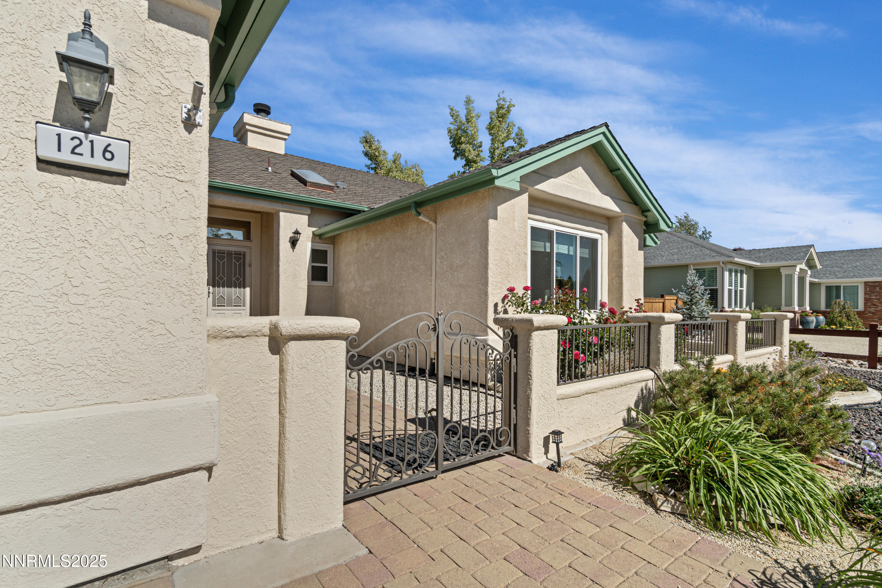 1216 Pleasantview Drive Property Photo 3