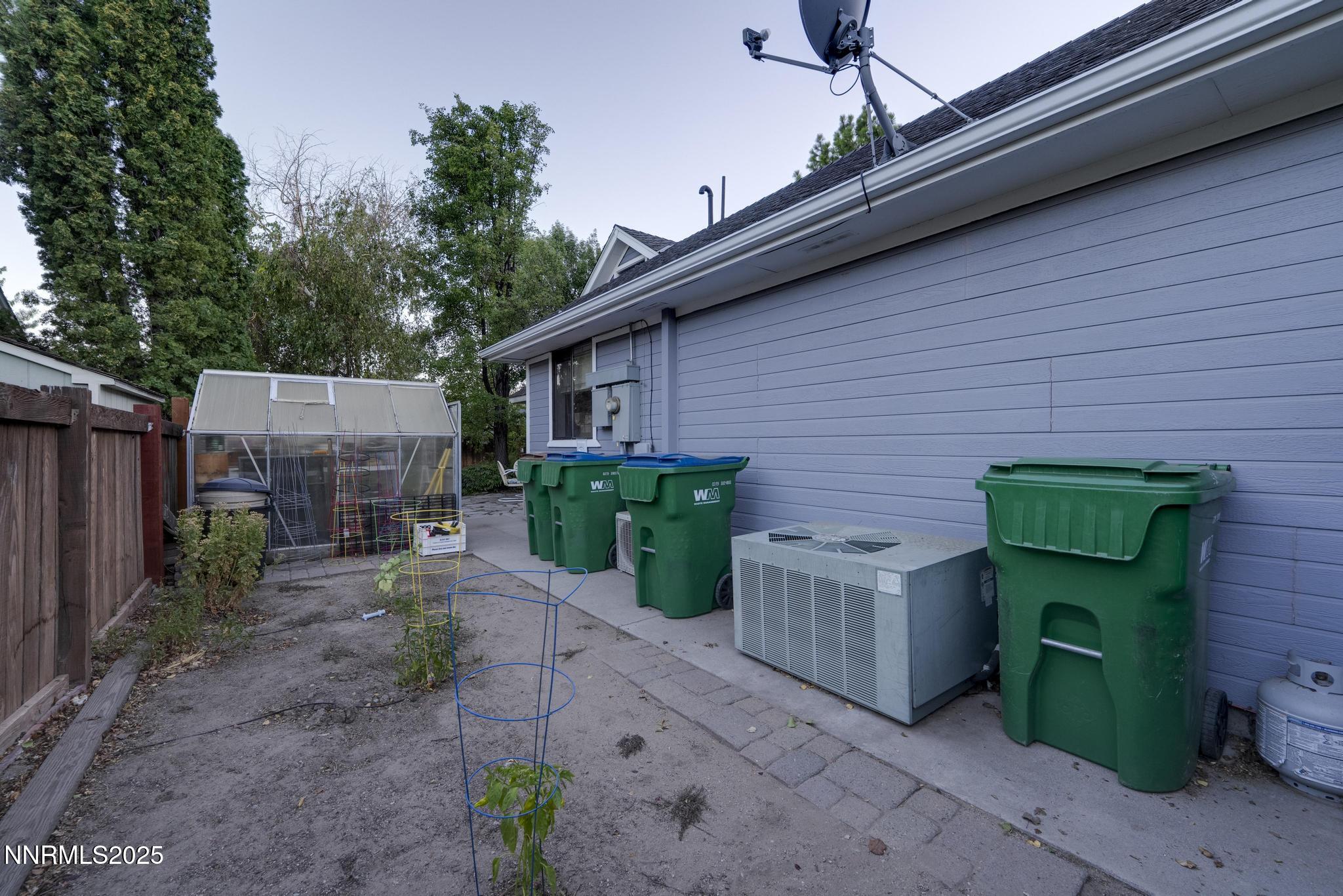 1051 Chaparral Drive Property Photo 8