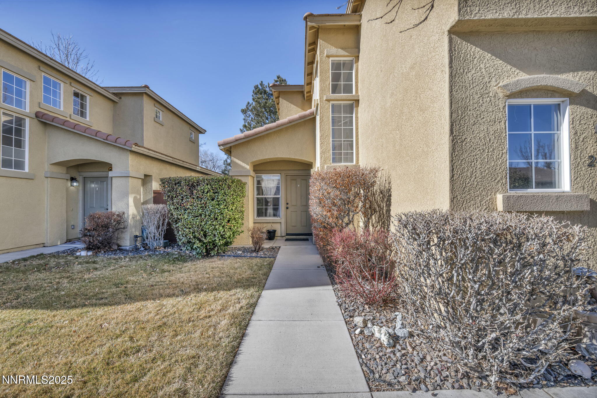 2479 Napoli Drive Property Photo 4