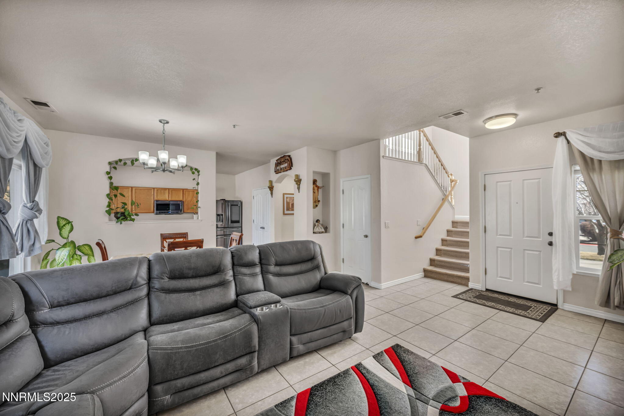 2479 Napoli Drive Property Photo 7