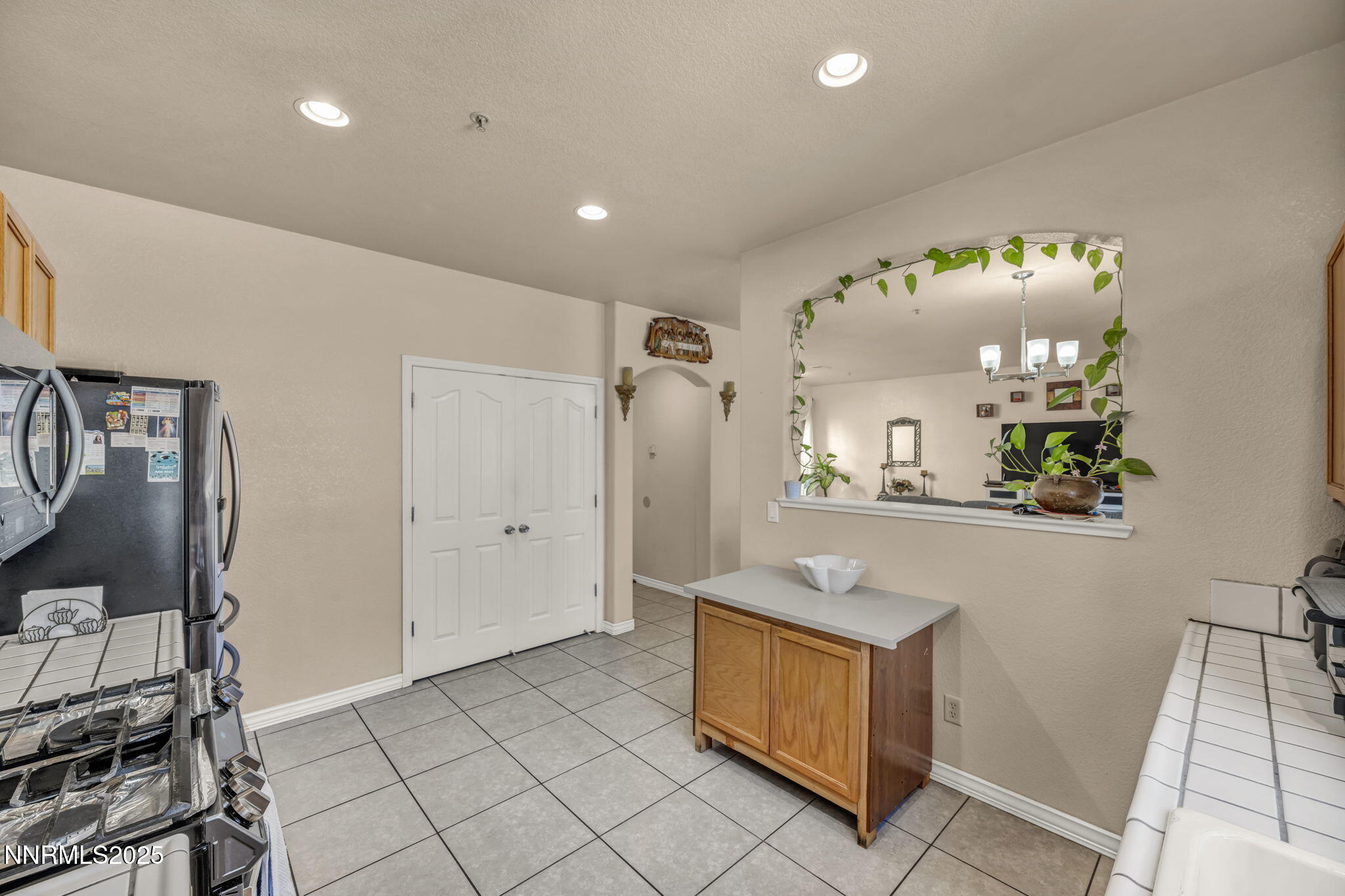 2479 Napoli Drive Property Photo 12