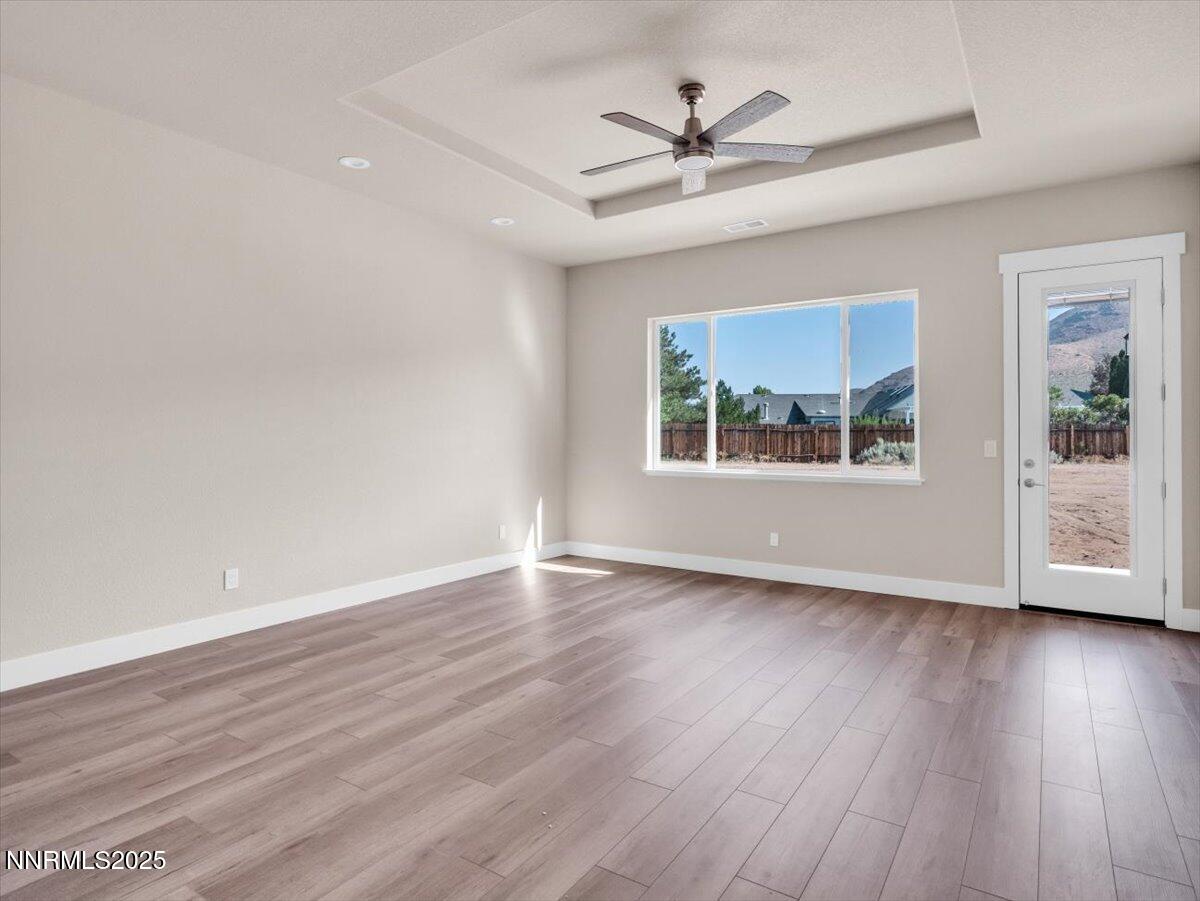 2765 Squires Street Property Photo 14