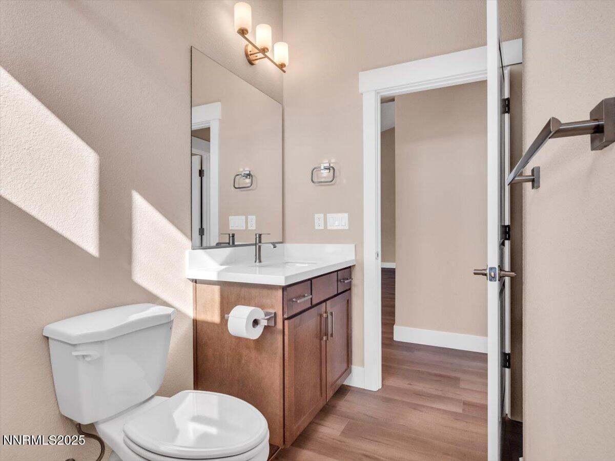 2765 Squires Street Property Photo 39