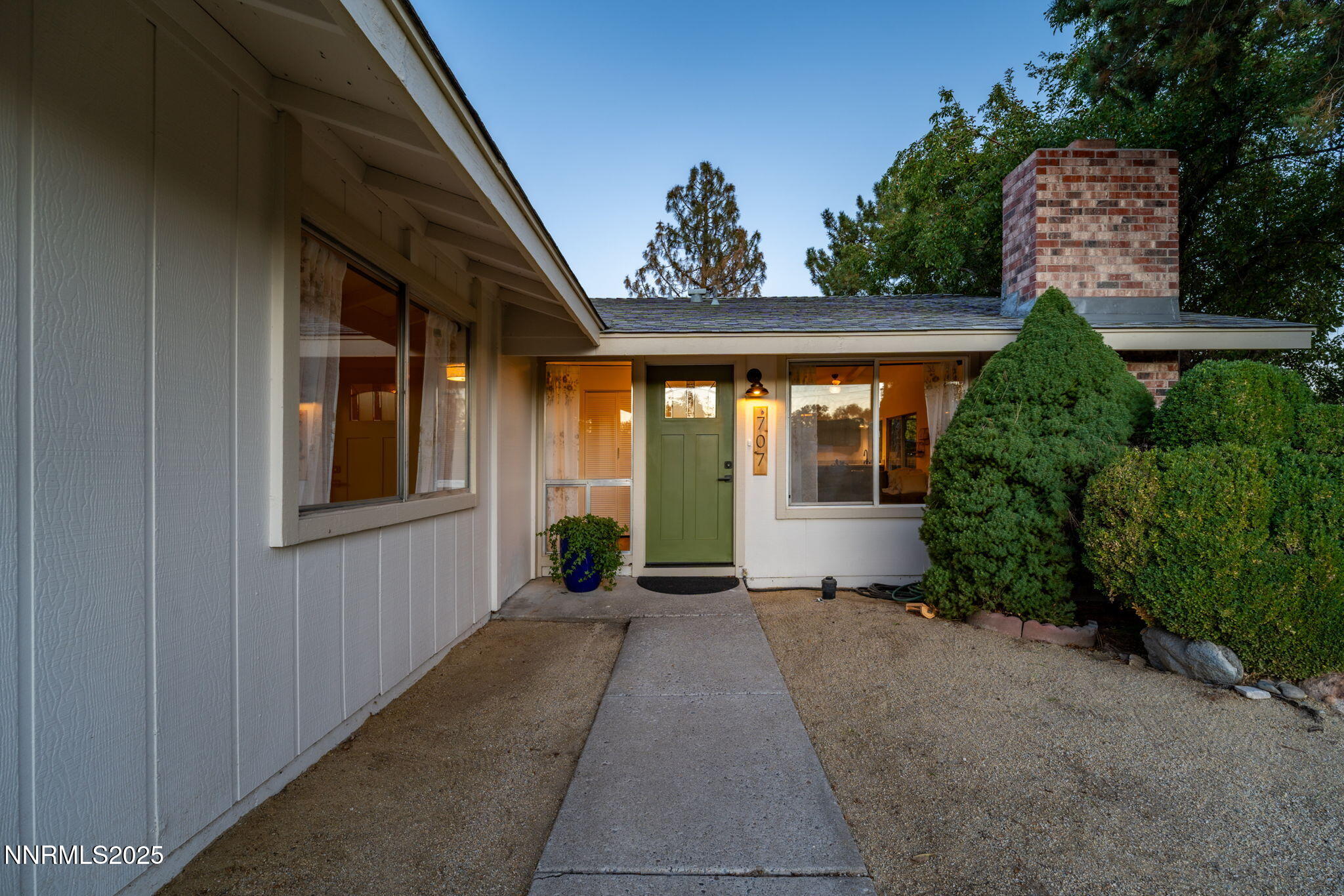 707 Glen Meadow Drive Property Photo 4