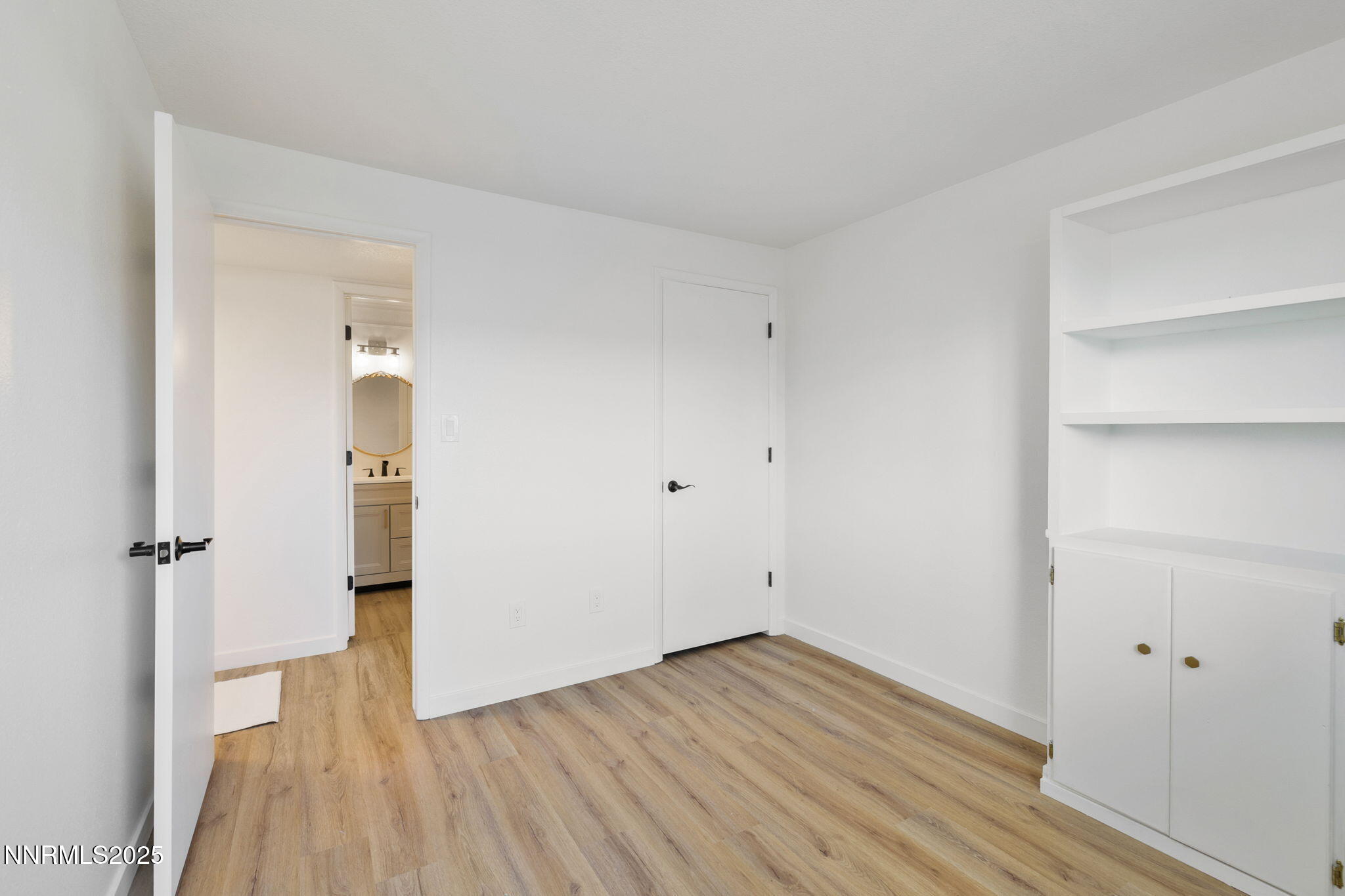 707 Glen Meadow Drive Property Photo 17