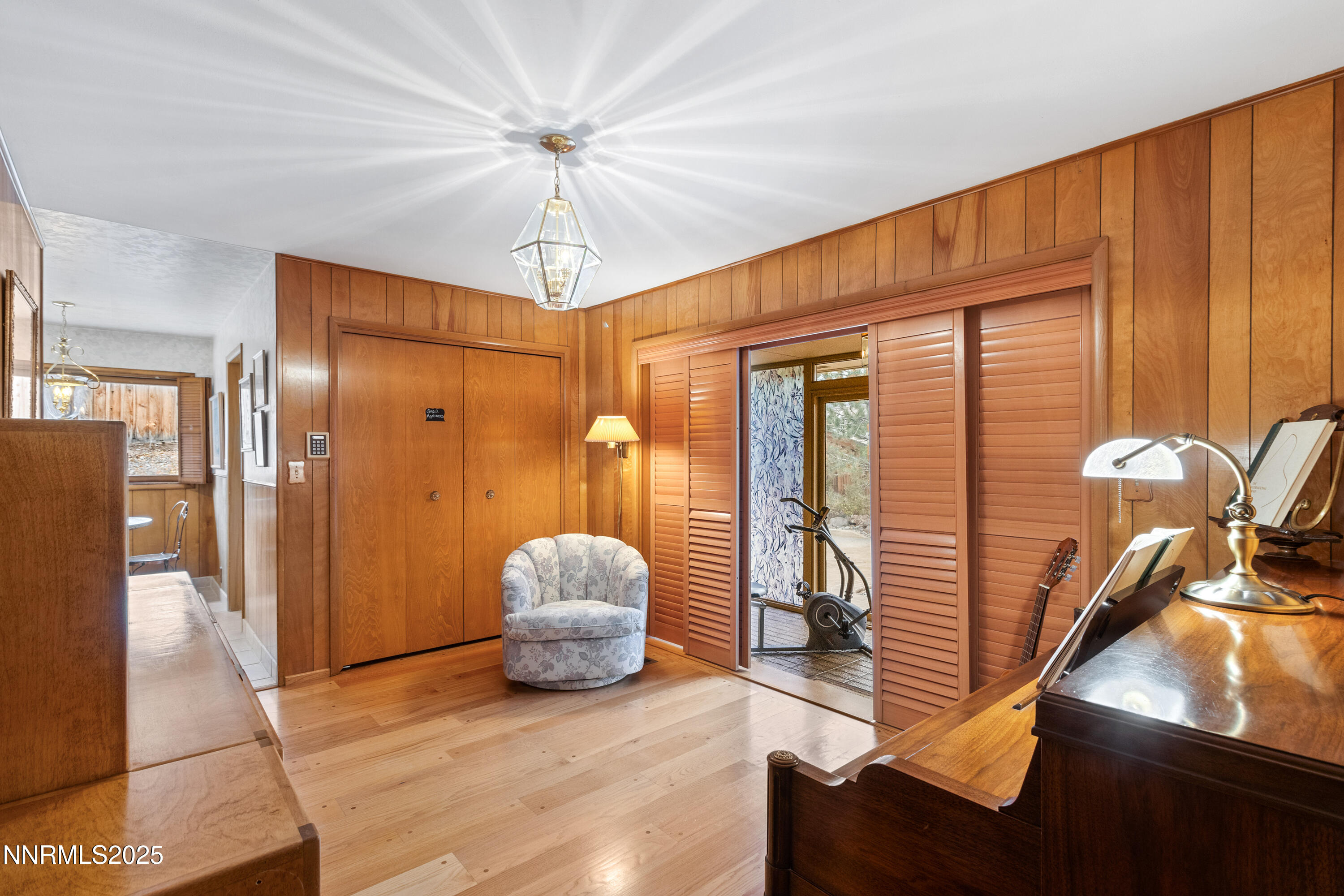 1885 Solari Drive Property Photo 6