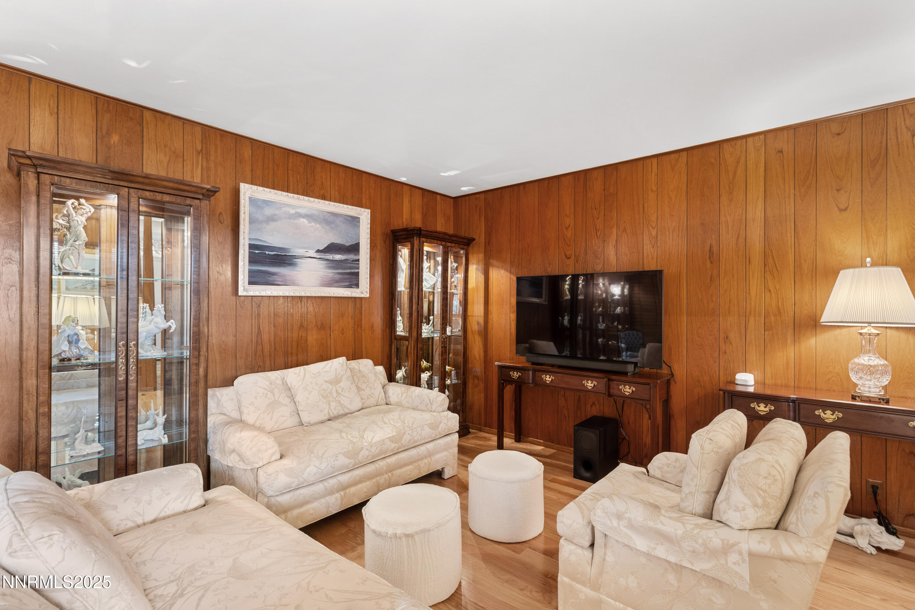 1885 Solari Drive Property Photo 14