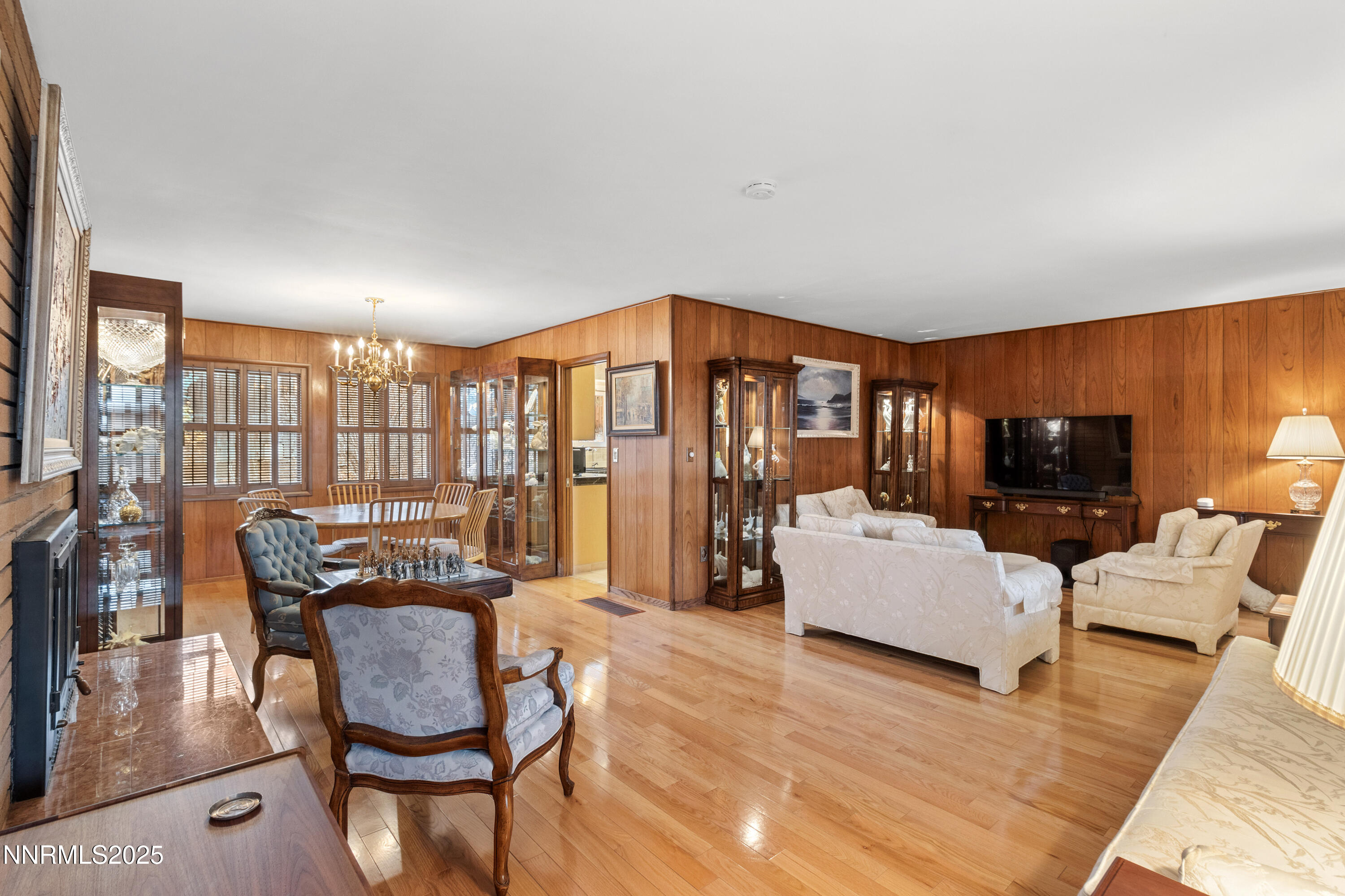 1885 Solari Drive Property Photo 15