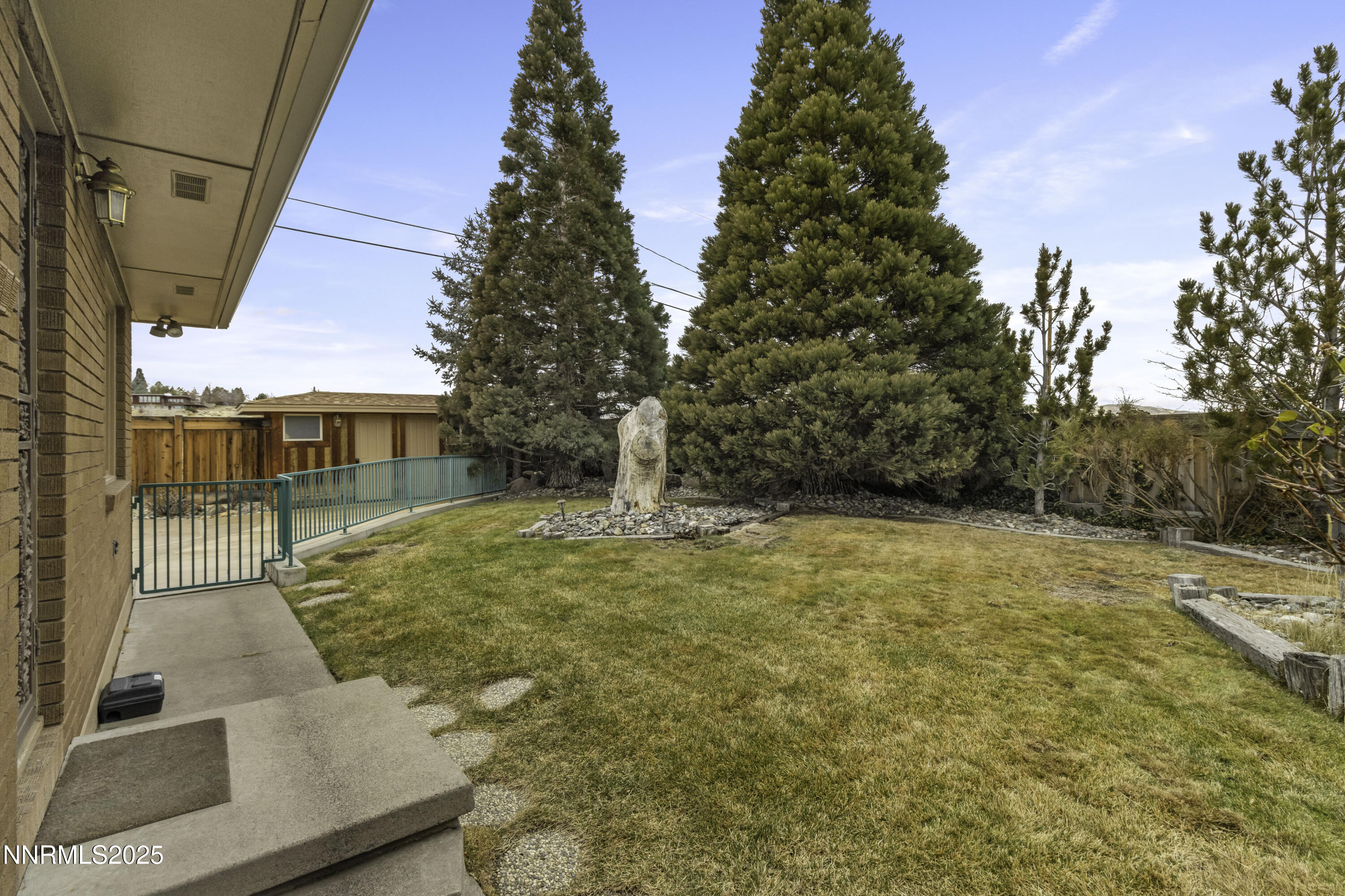 1885 Solari Drive Property Photo 33