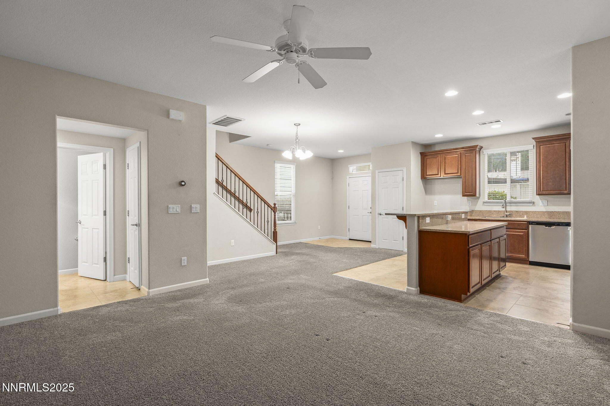2040 Alamo Square Way Property Photo 7