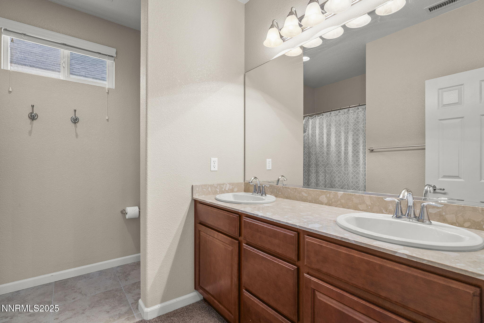 2040 Alamo Square Way Property Photo 21