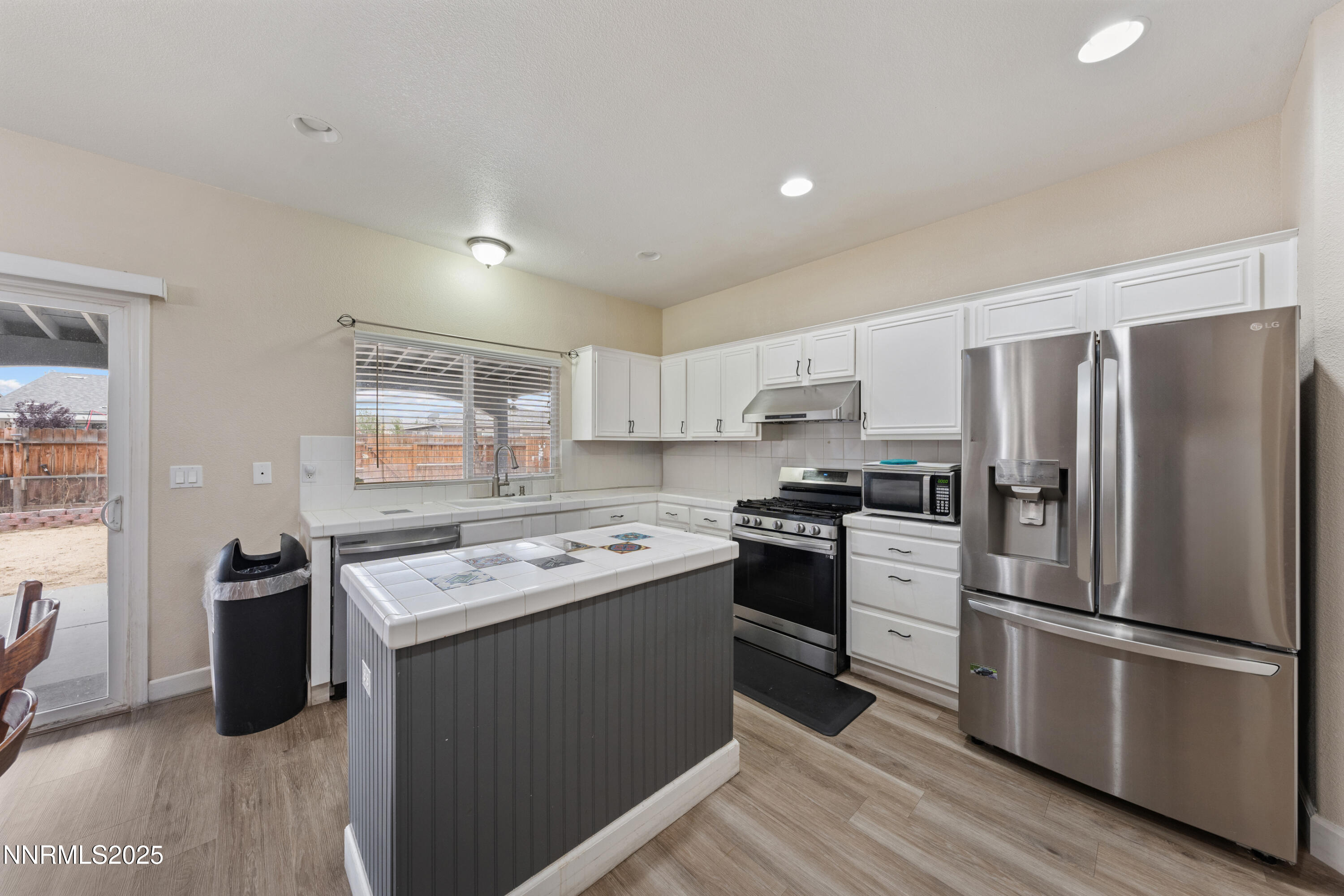 9920 Grand Falls Drive Property Photo 17