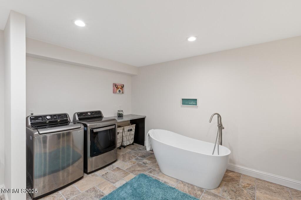 4811 Lakeridge Terrace W Property Photo 28