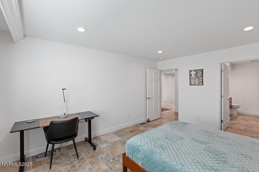 4811 Lakeridge Terrace W Property Photo 32