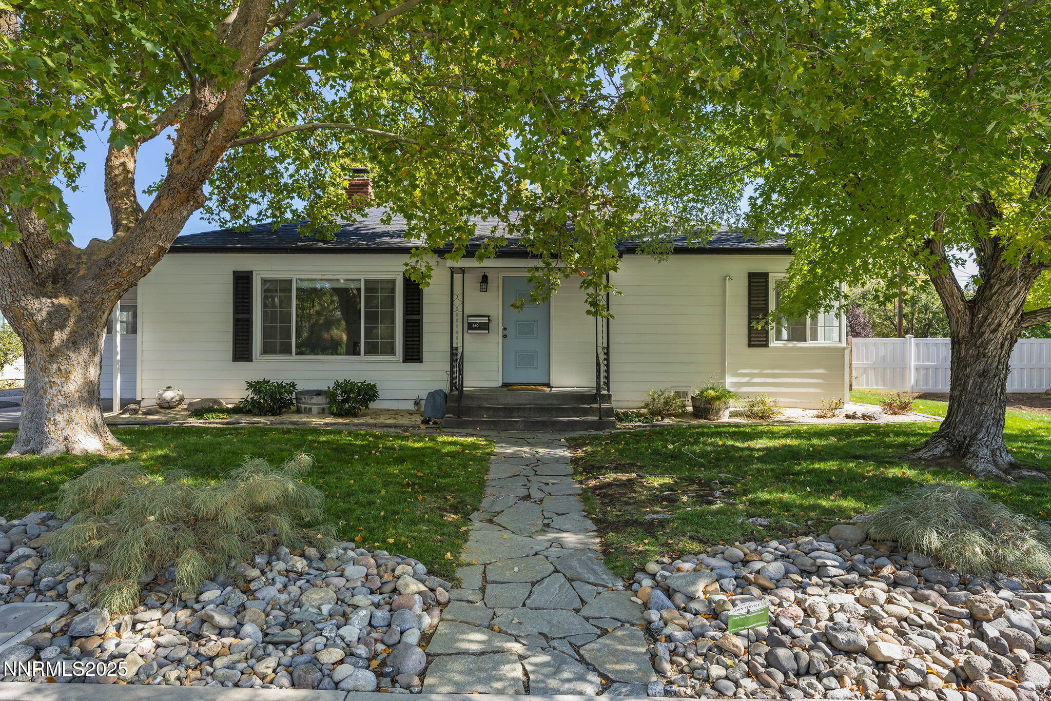 640 Robin Street Property Photo 1