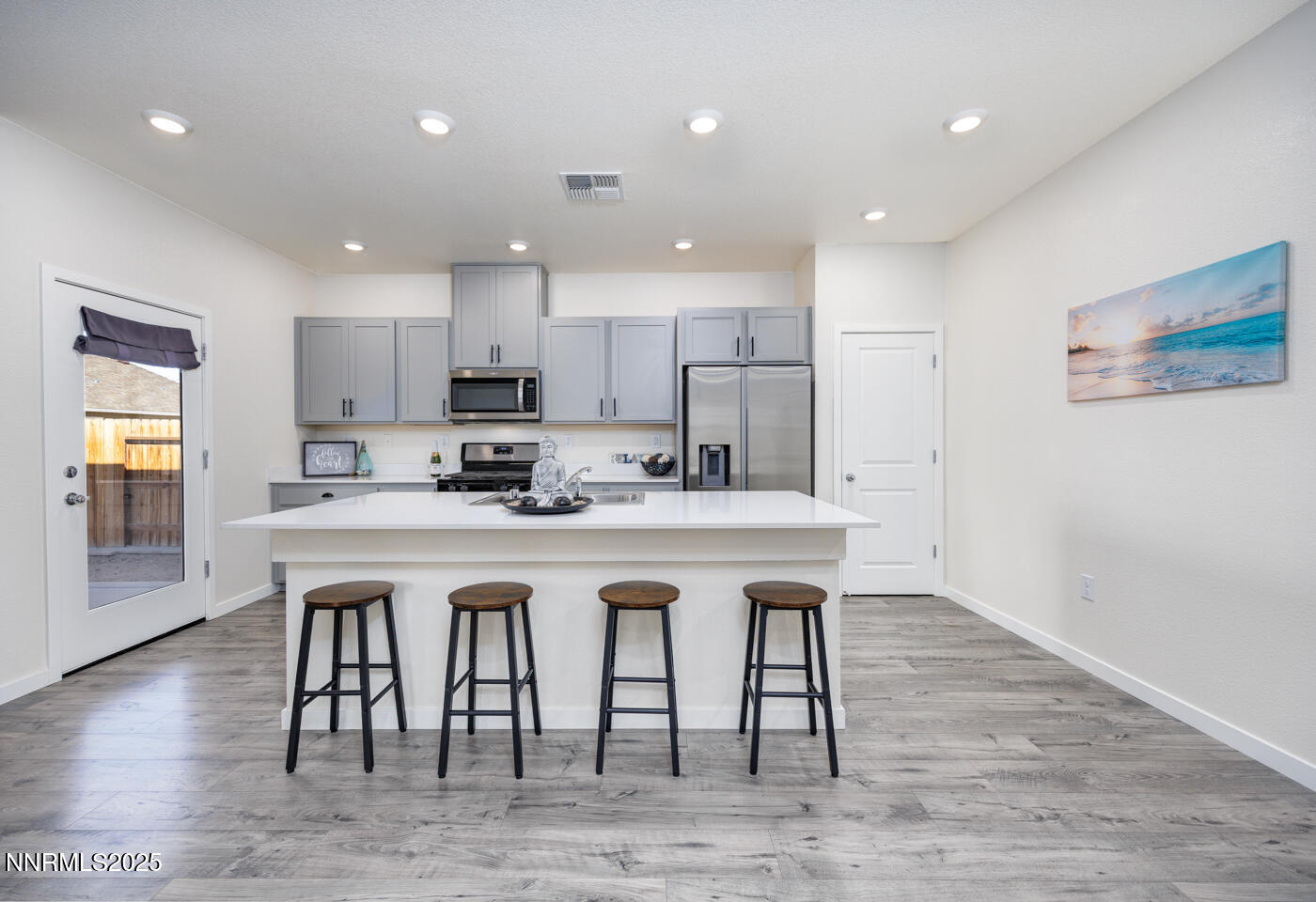 775 Karry Way Property Photo 6