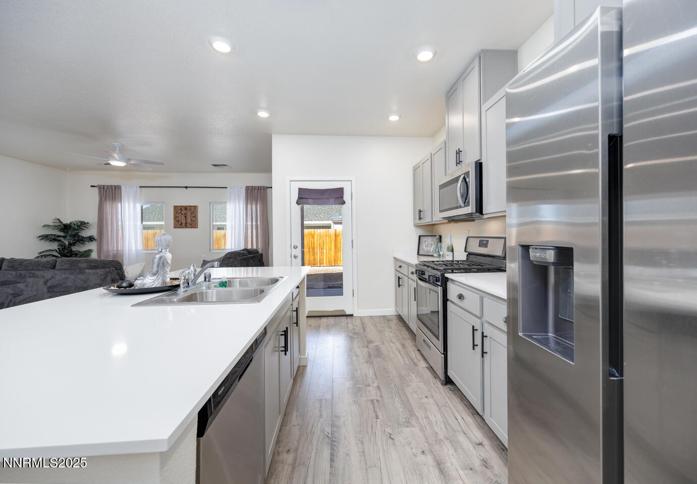 775 Karry Way Property Photo 8