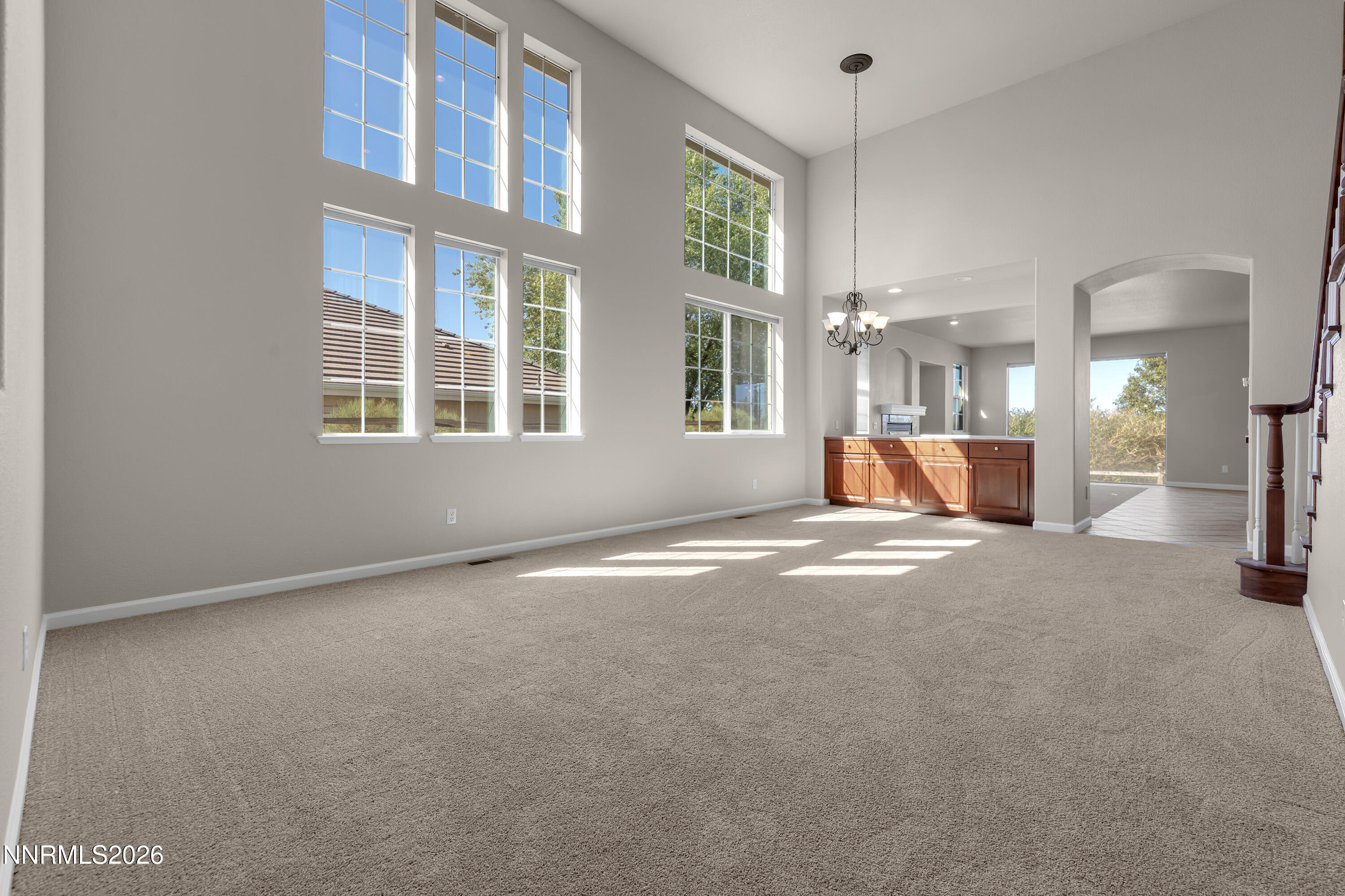 2910 Albazano Court Property Photo 6