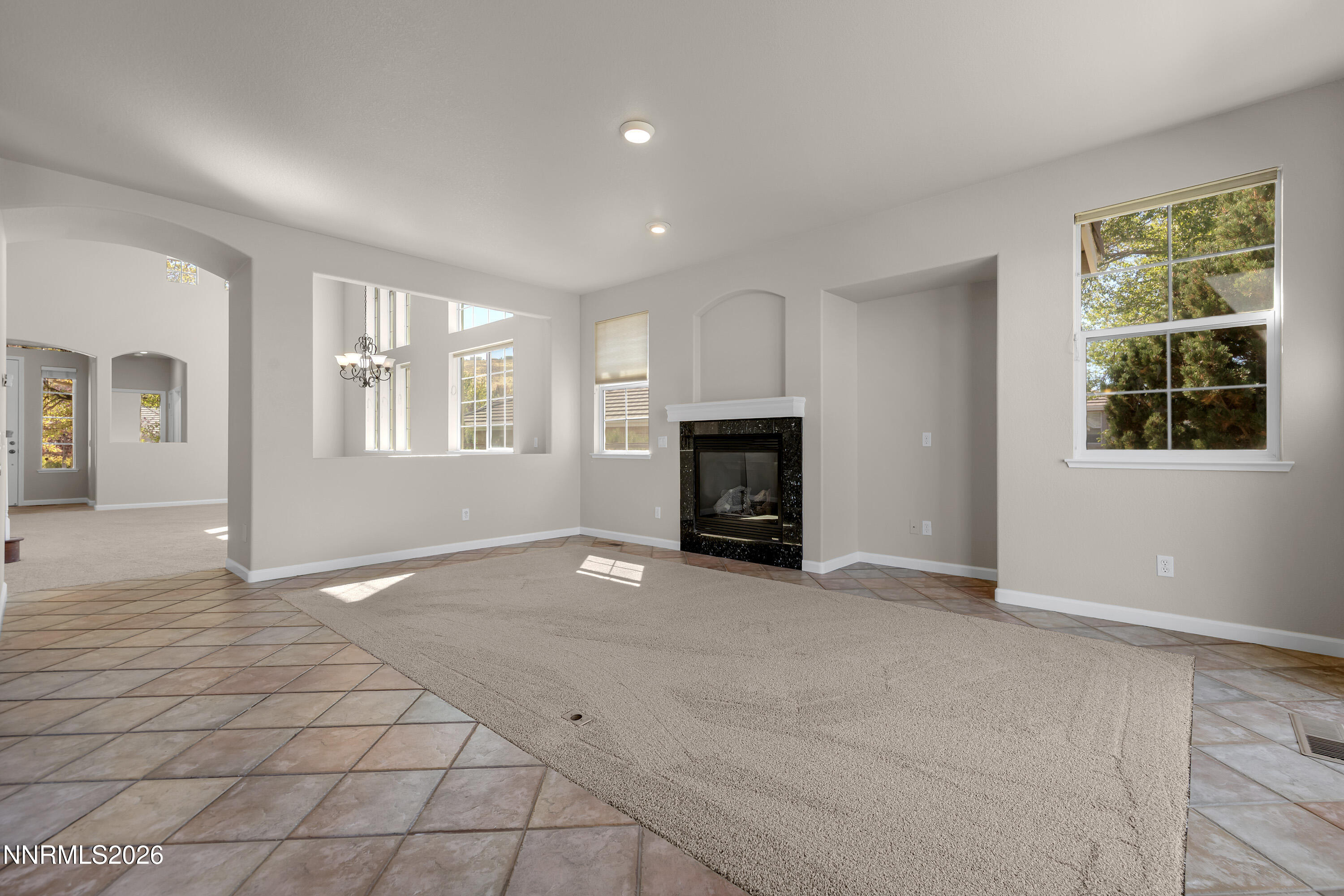 2910 Albazano Court Property Photo 10