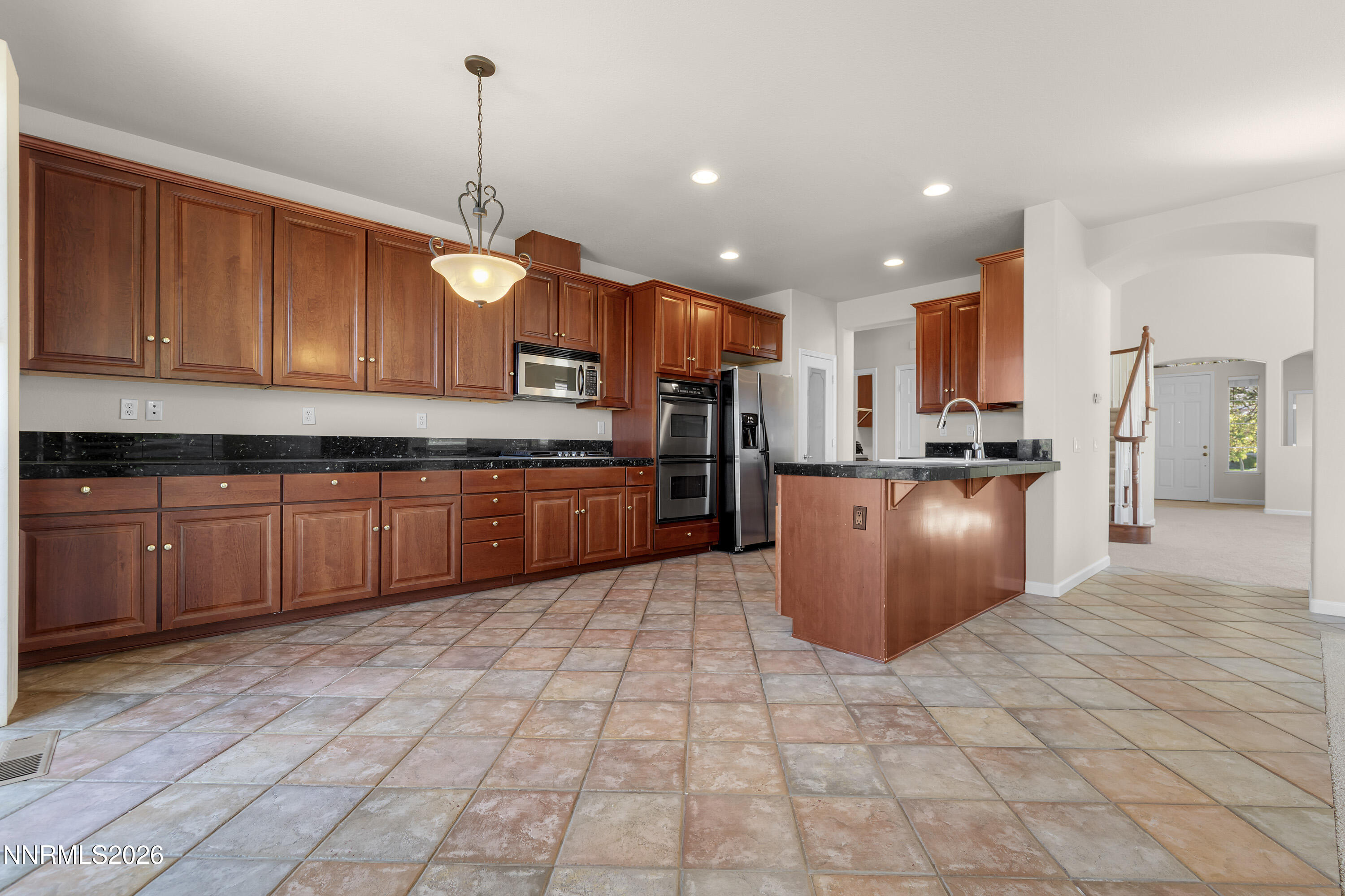 2910 Albazano Court Property Photo 18