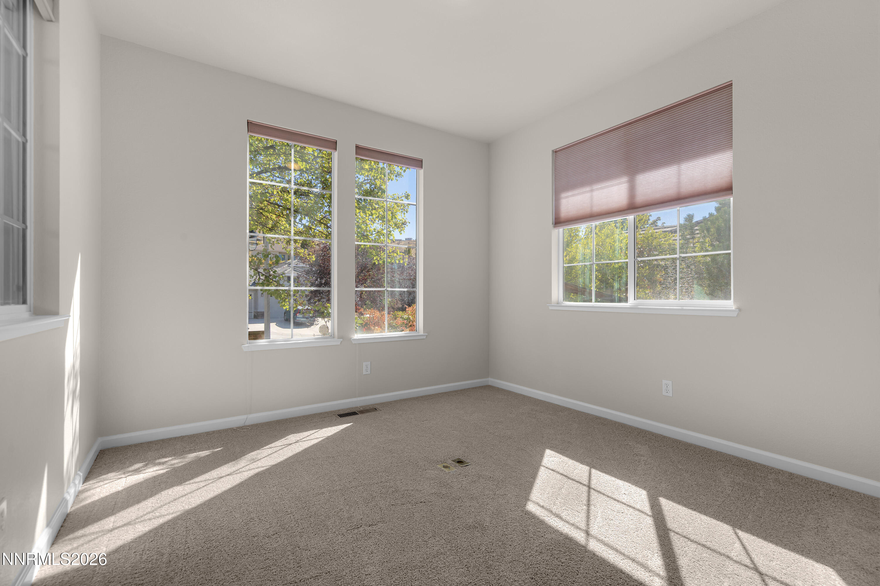 2910 Albazano Court Property Photo 37