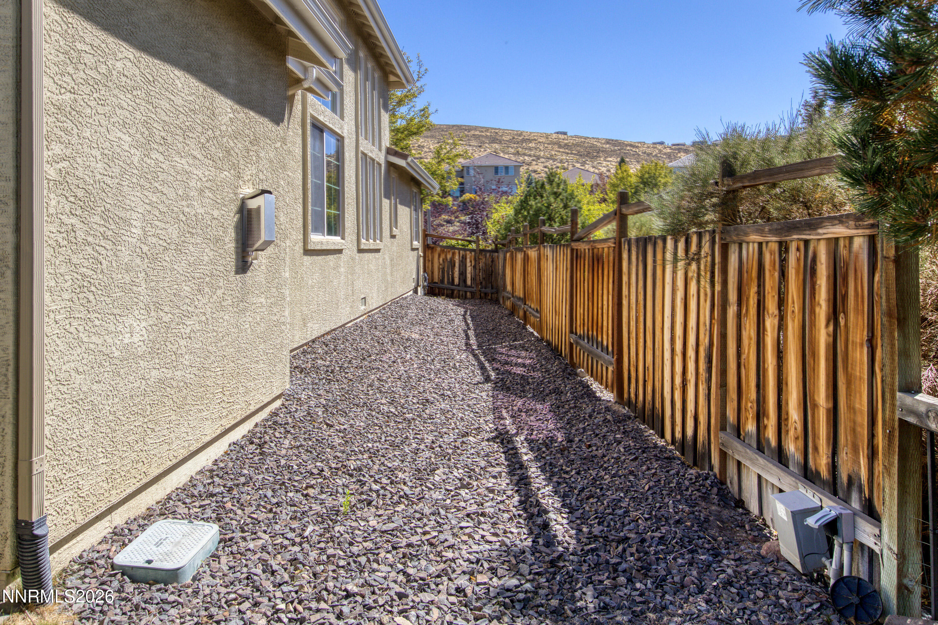 2910 Albazano Court Property Photo 44