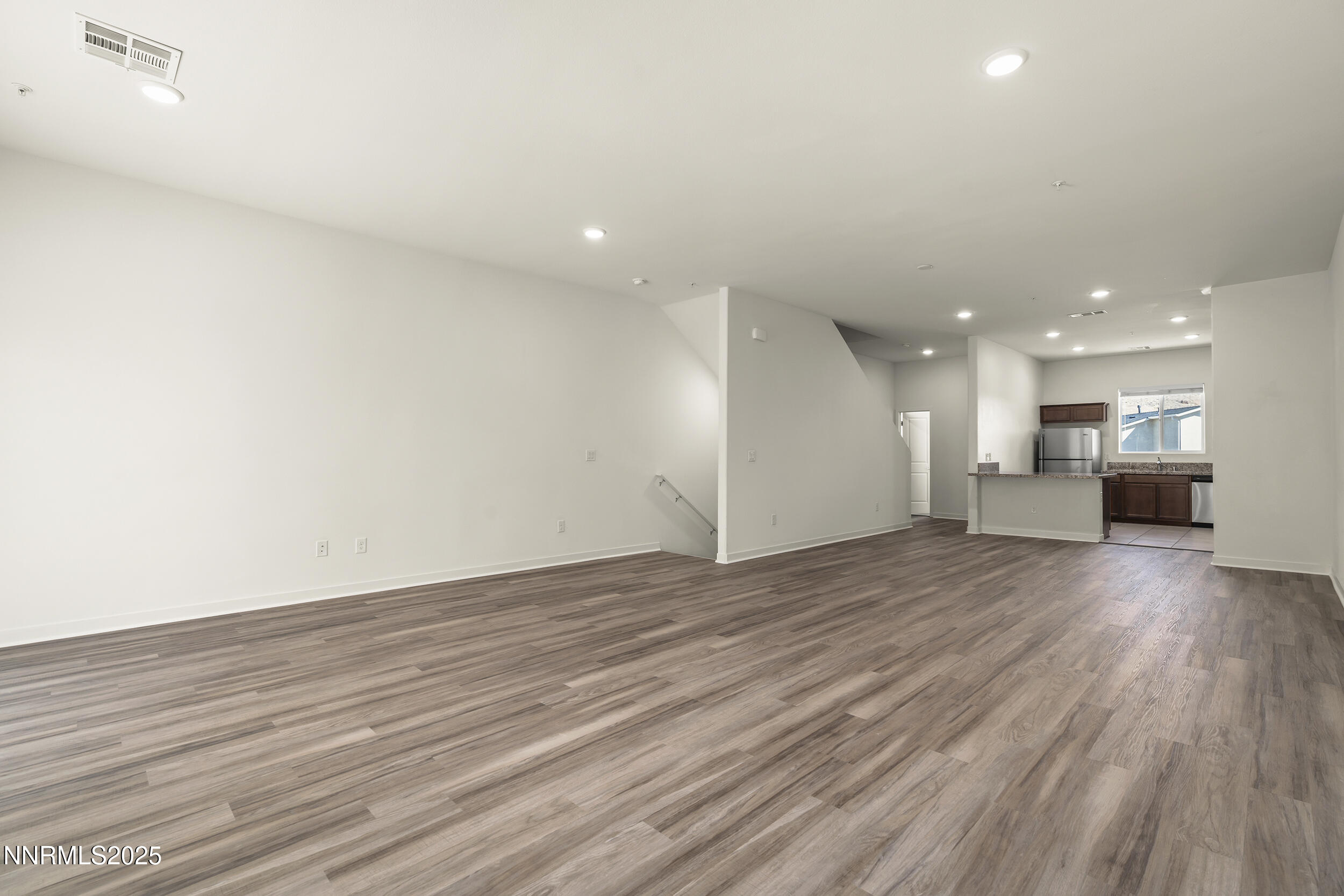 5013 Cavestone Road Property Photo 5