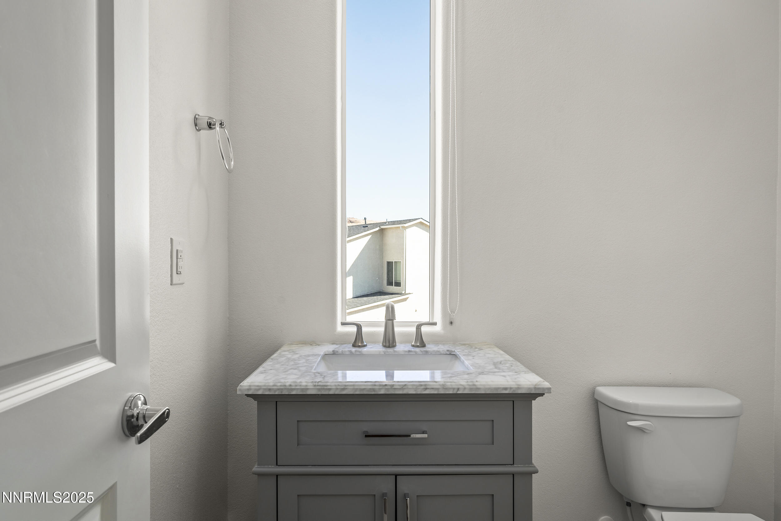 5013 Cavestone Road Property Photo 14