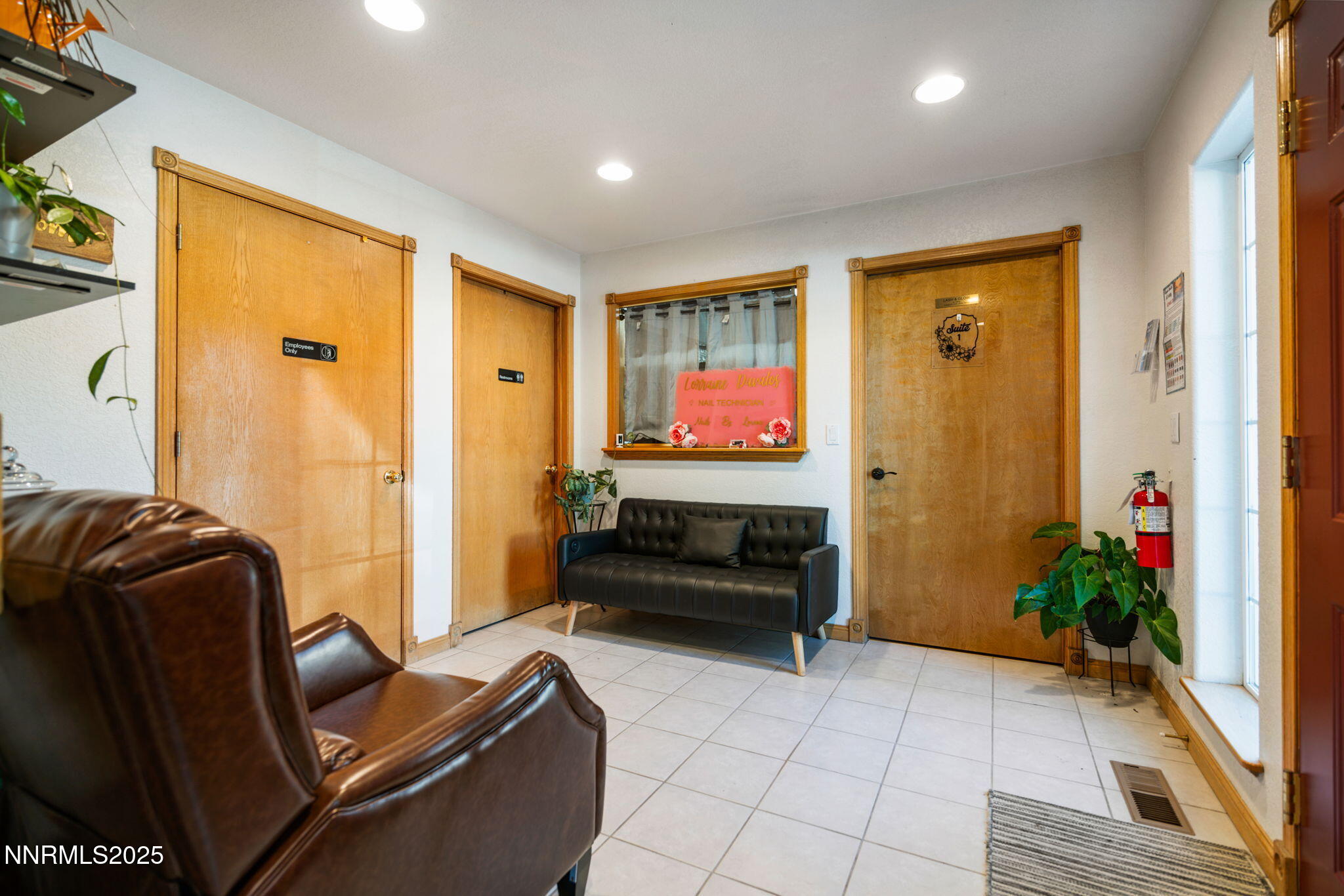 545 Anderson Street Property Photo 7