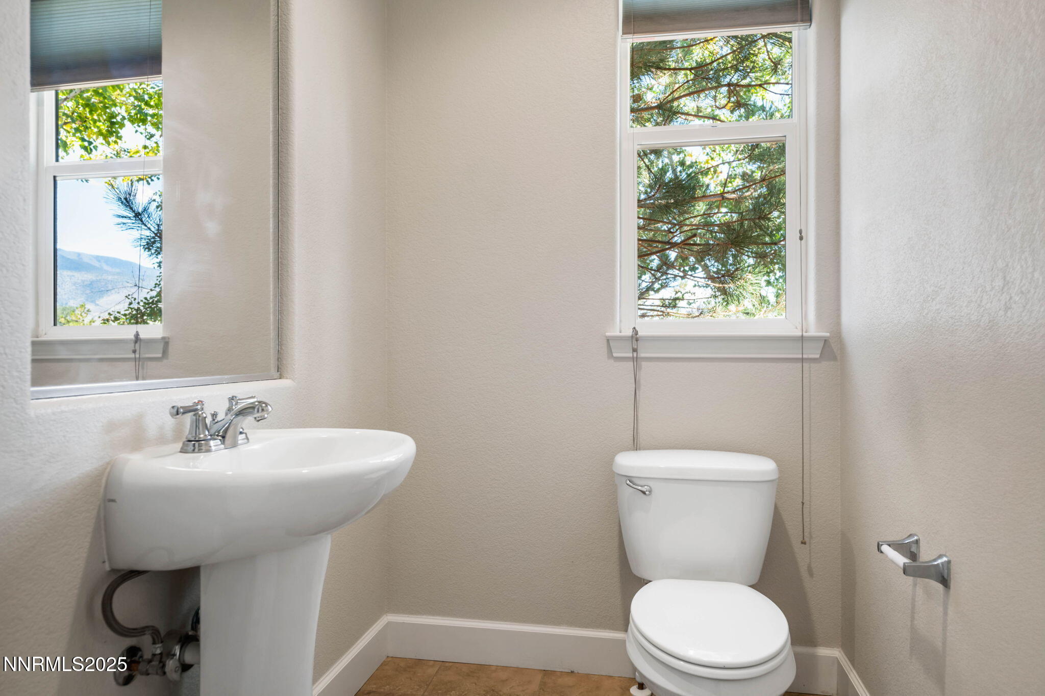 550 Stonehaven Court Property Photo 21