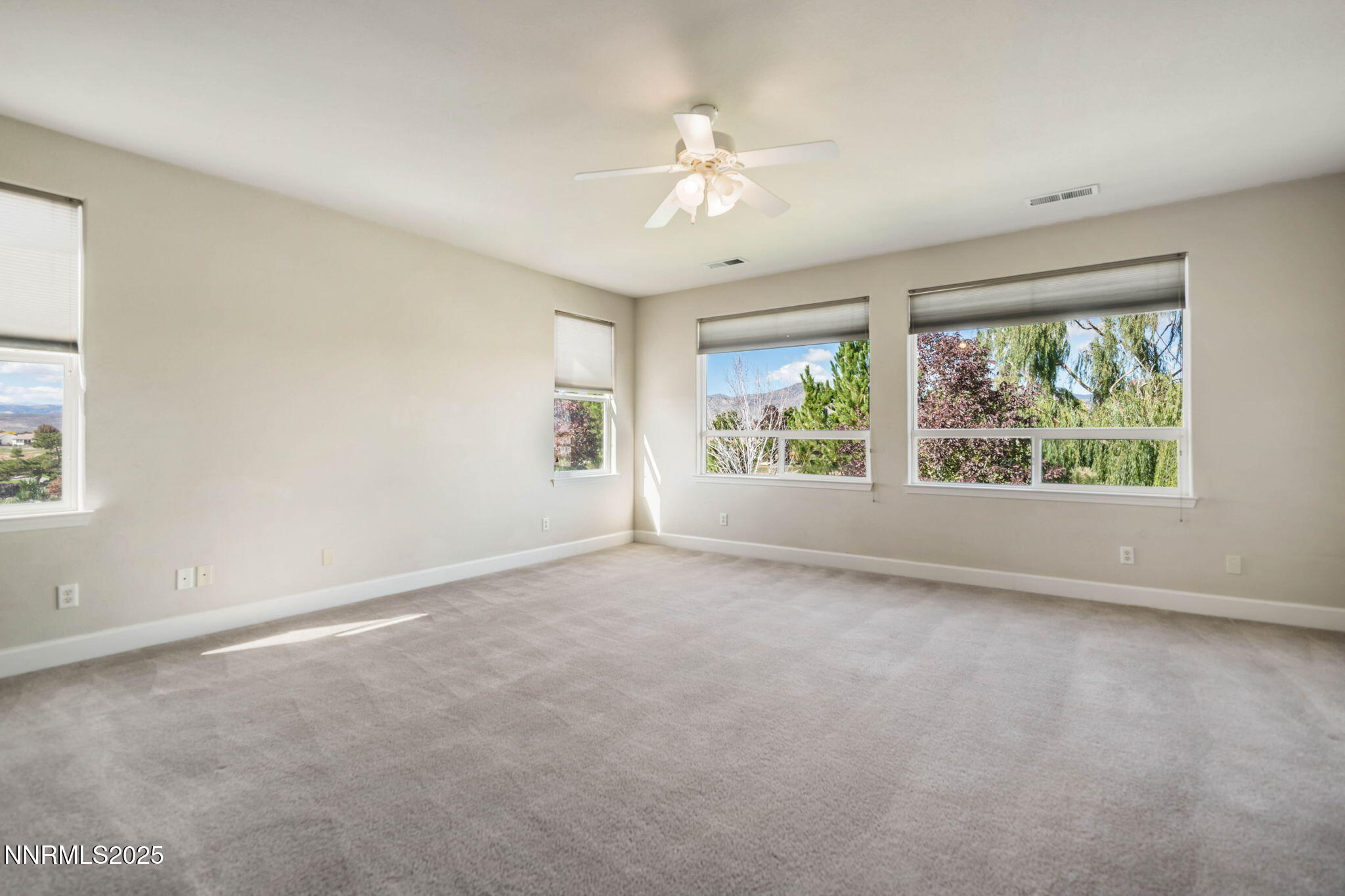 550 Stonehaven Court Property Photo 33