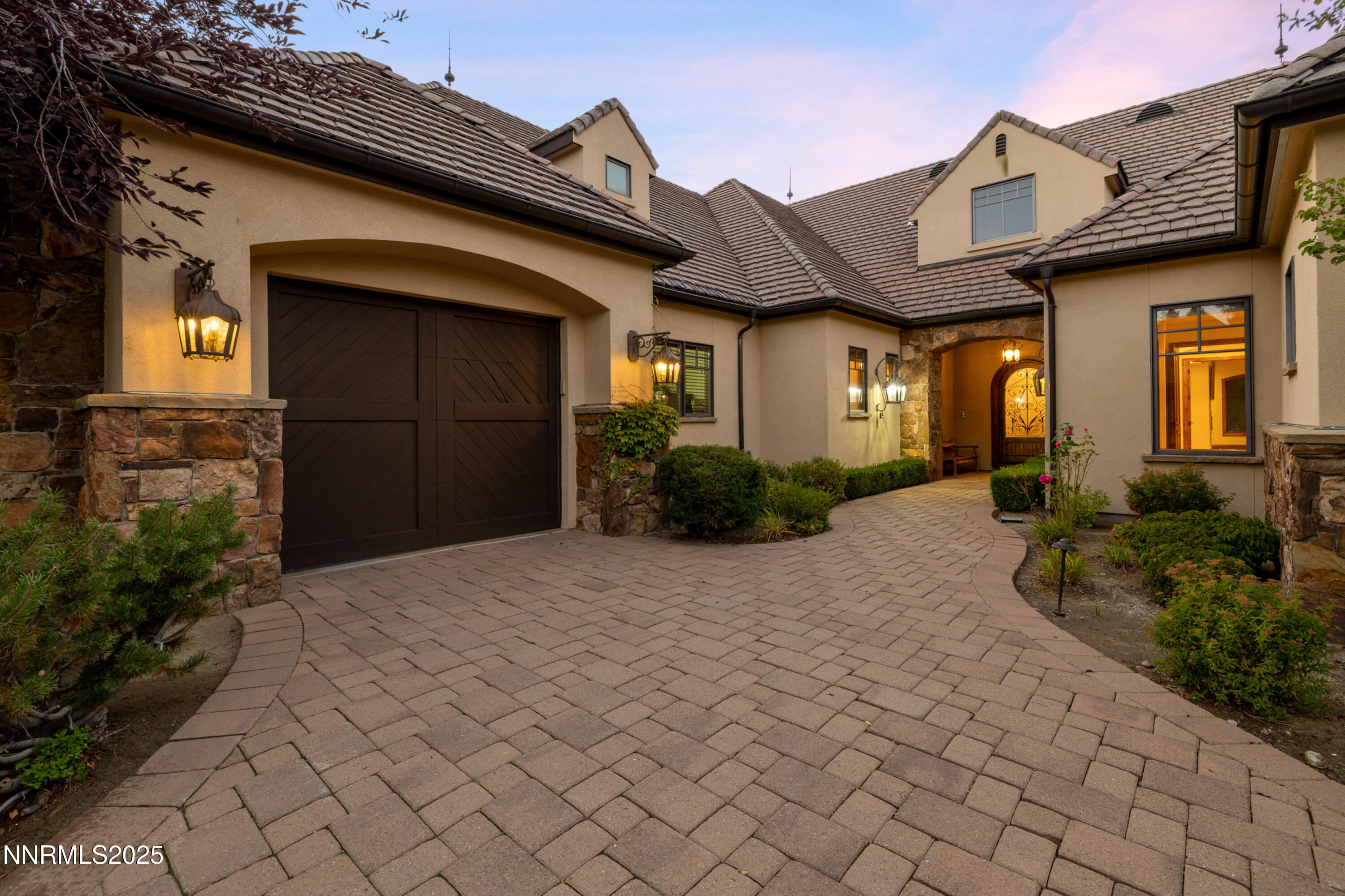 5775 Lausanne Drive Property Photo 1