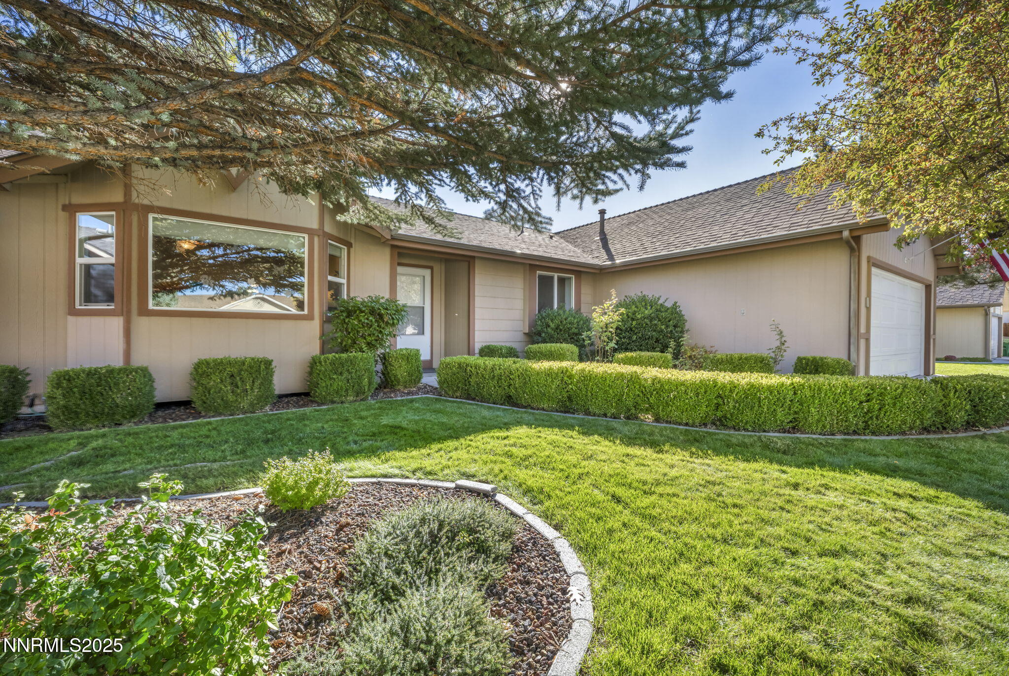 1970 Hamilton Avenue Property Photo 2