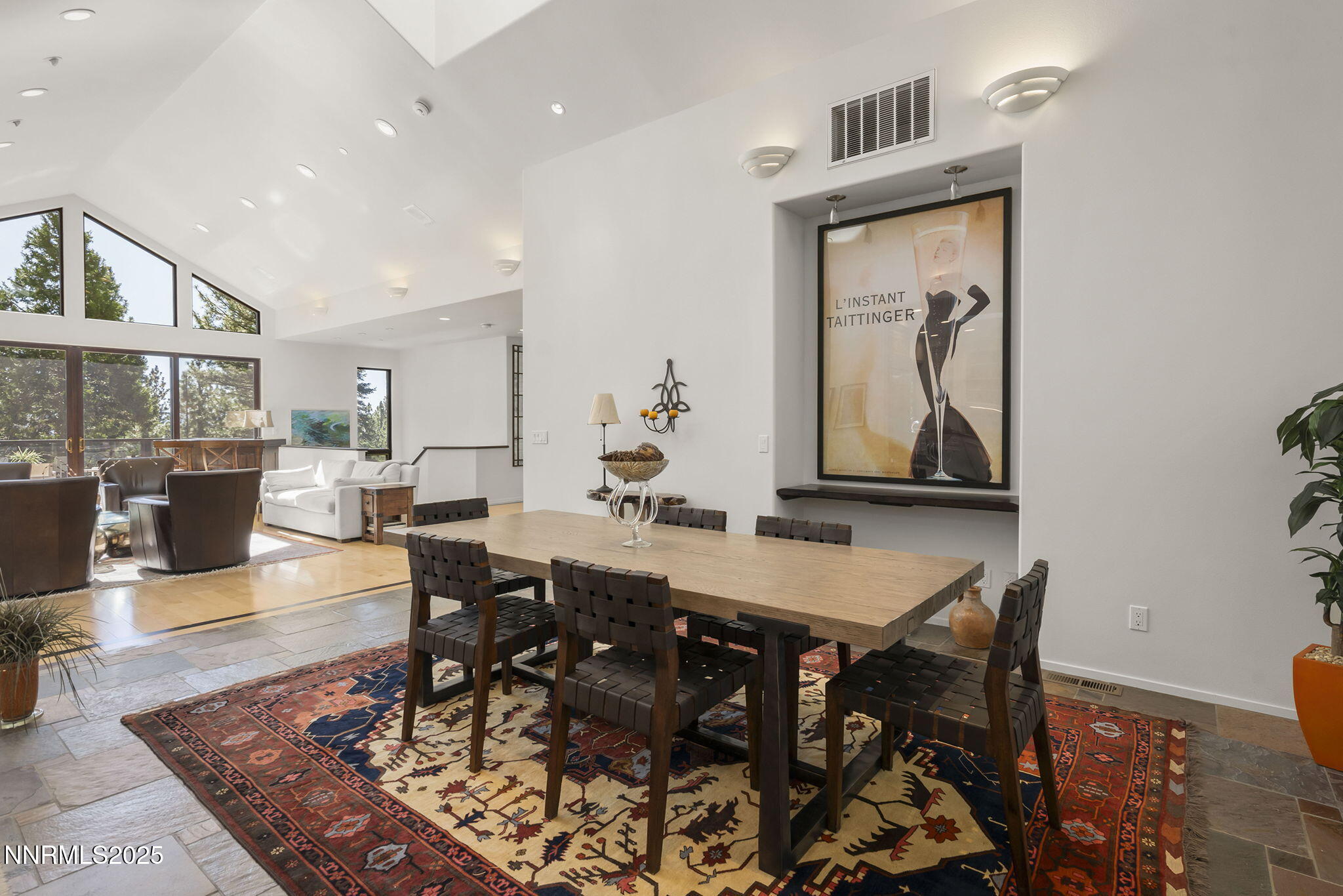 563 Tyner Way Property Photo 13