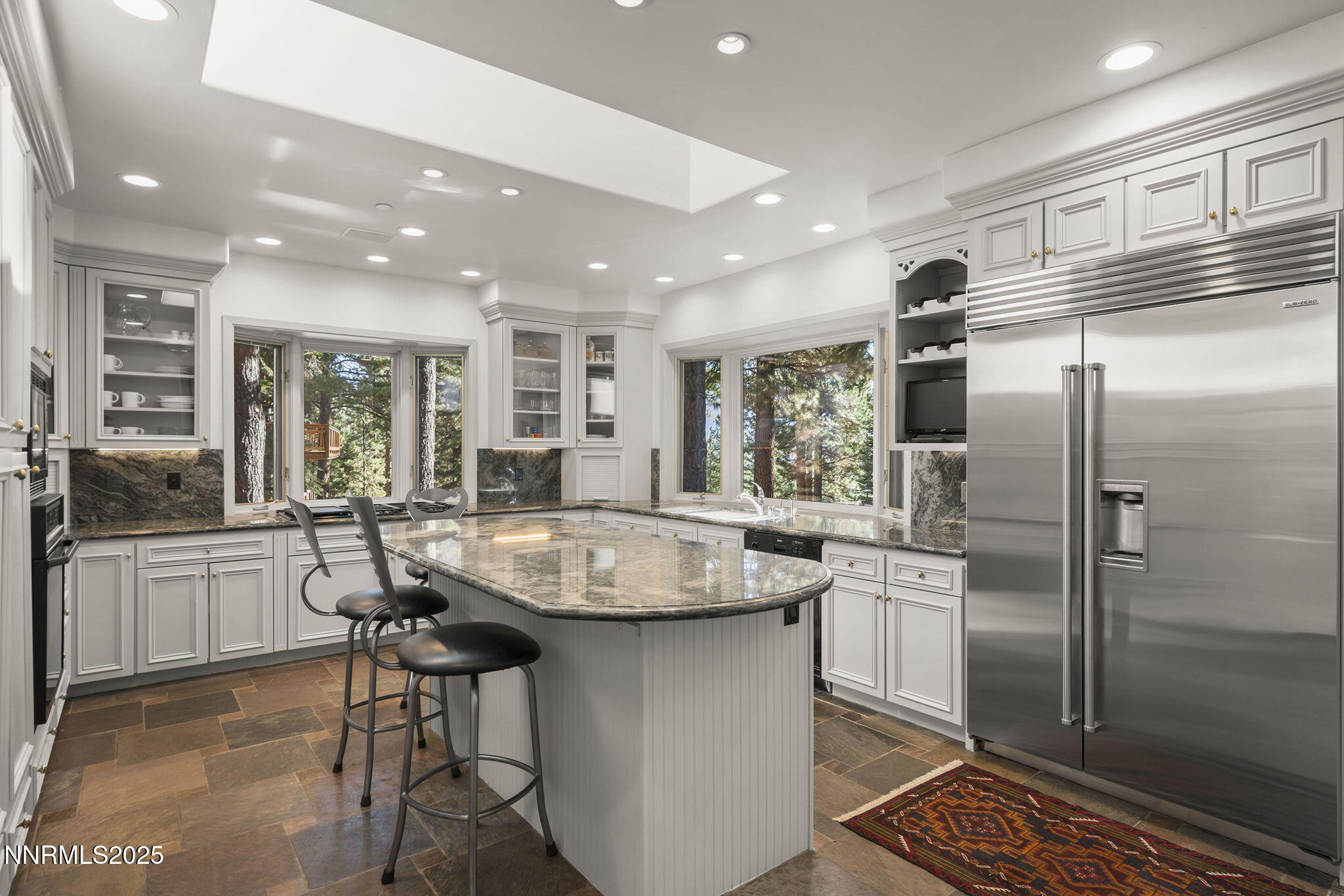 563 Tyner Way Property Photo 14