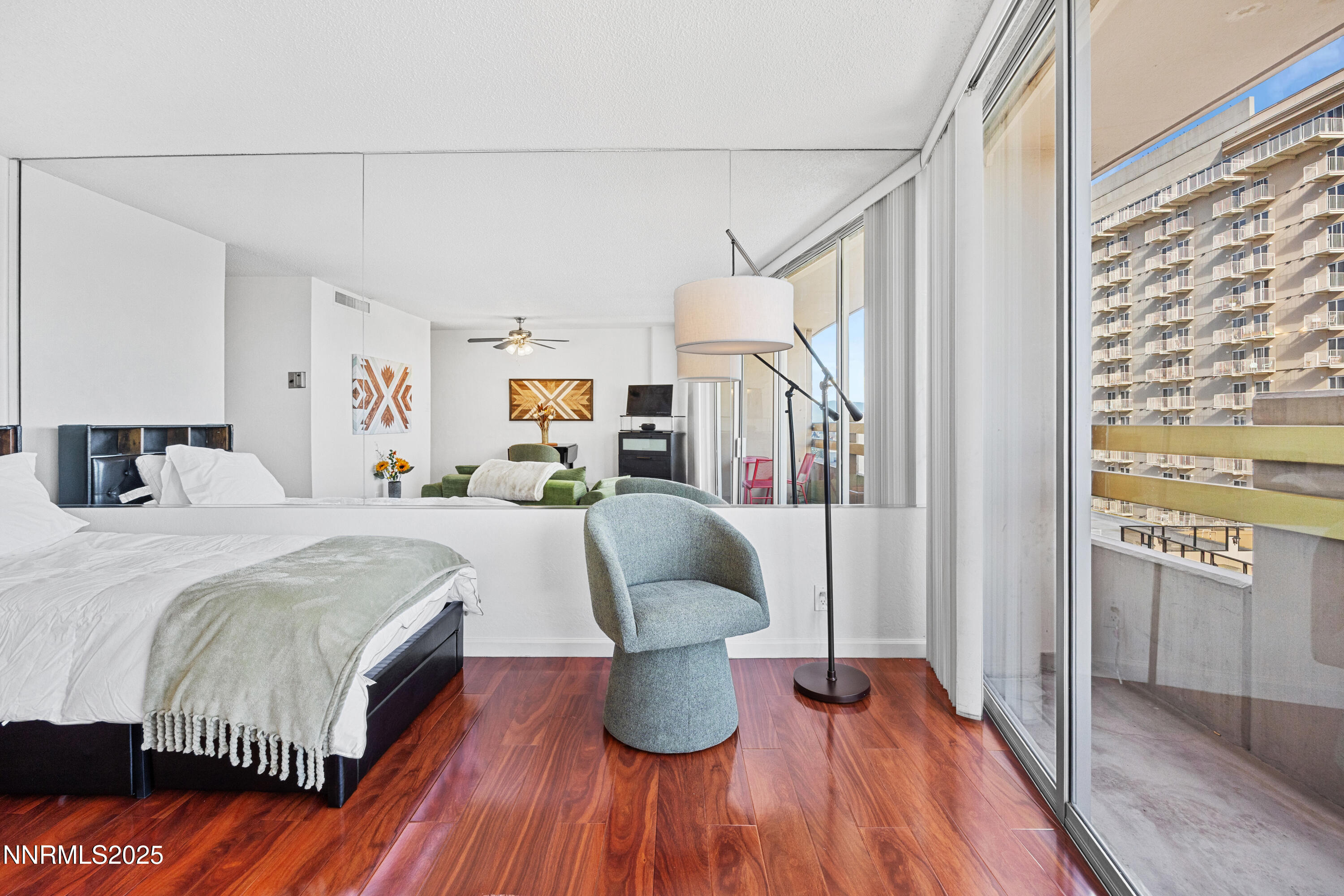 100 N Arlington Avenue Property Photo 10