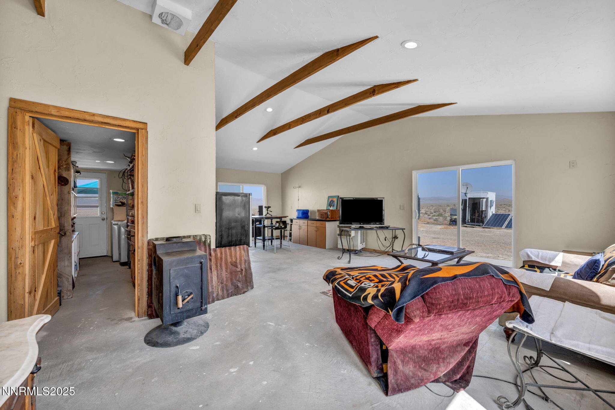 14995 Coal Canyon Road Property Photo 3