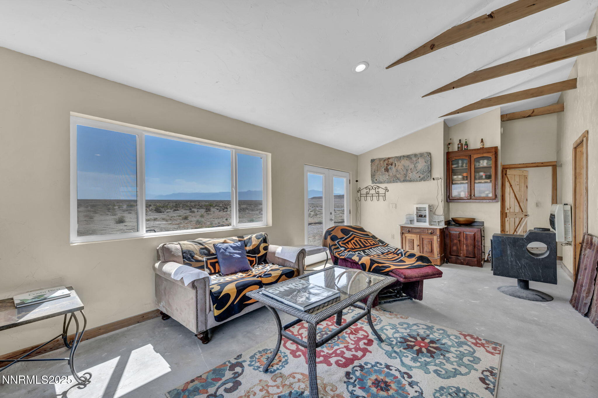 14995 Coal Canyon Road Property Photo 5