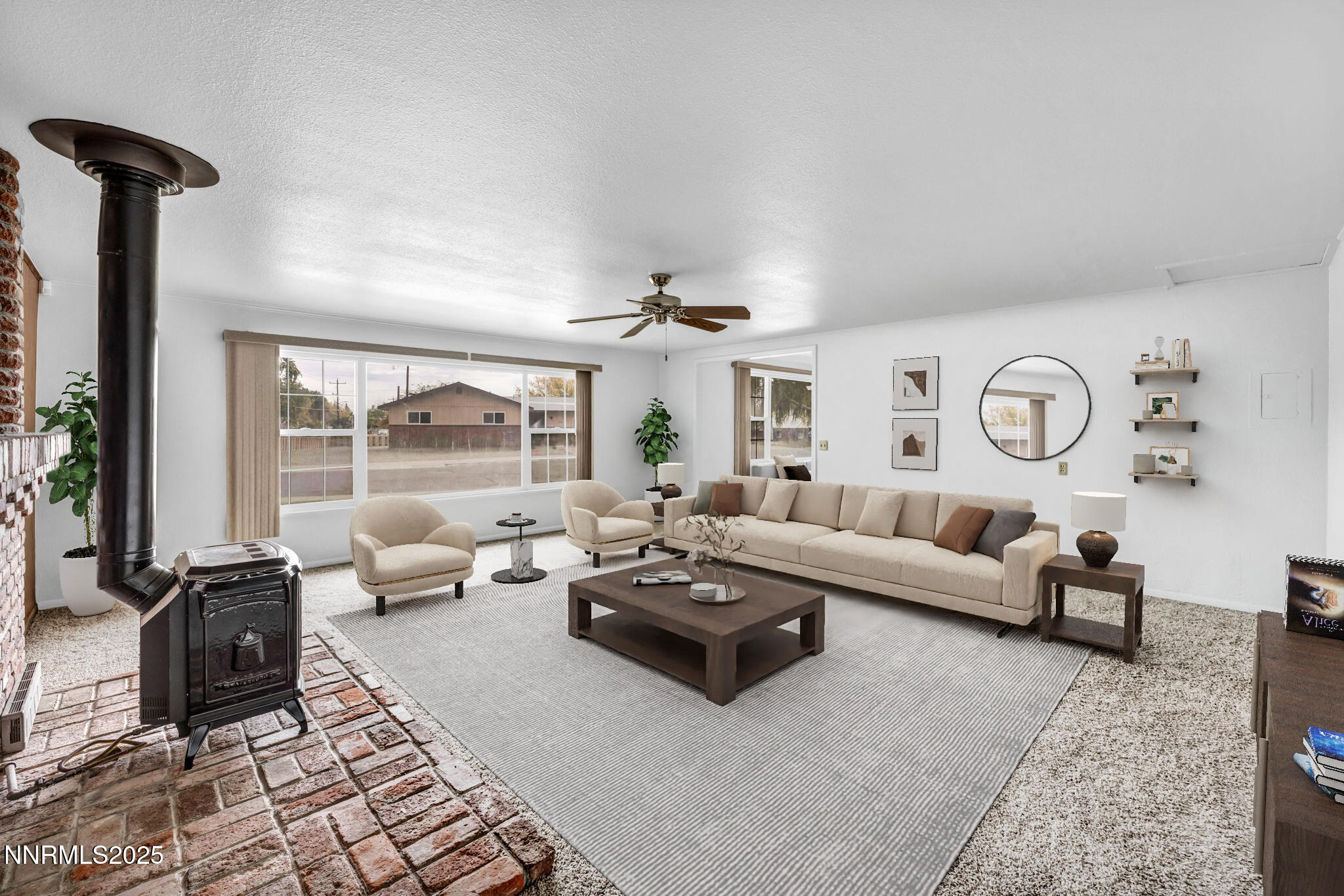 307 S California Street Property Photo 1