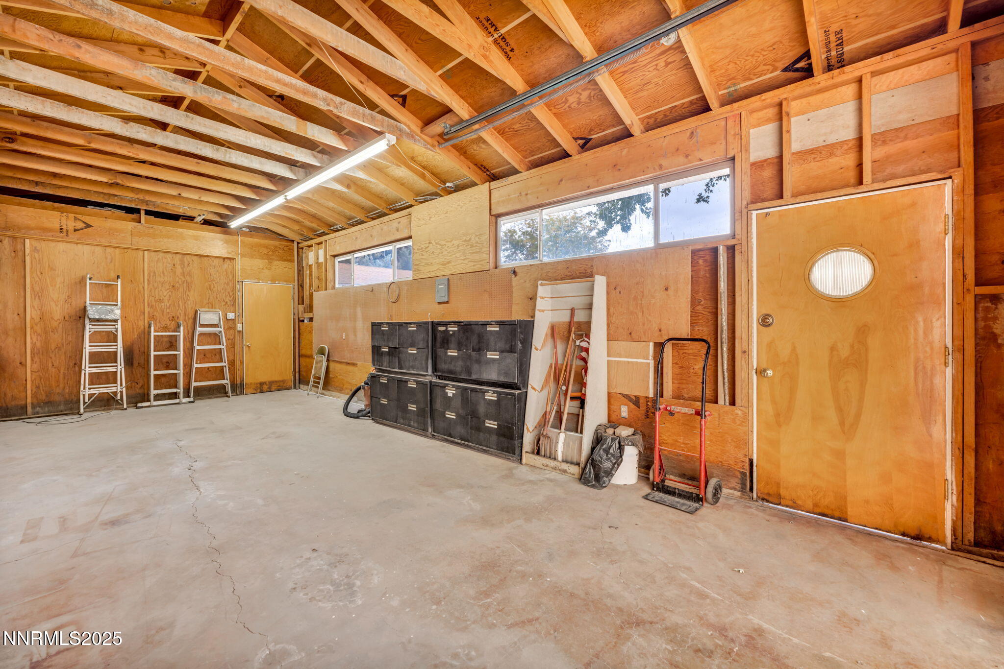 307 S California Street Property Photo 23