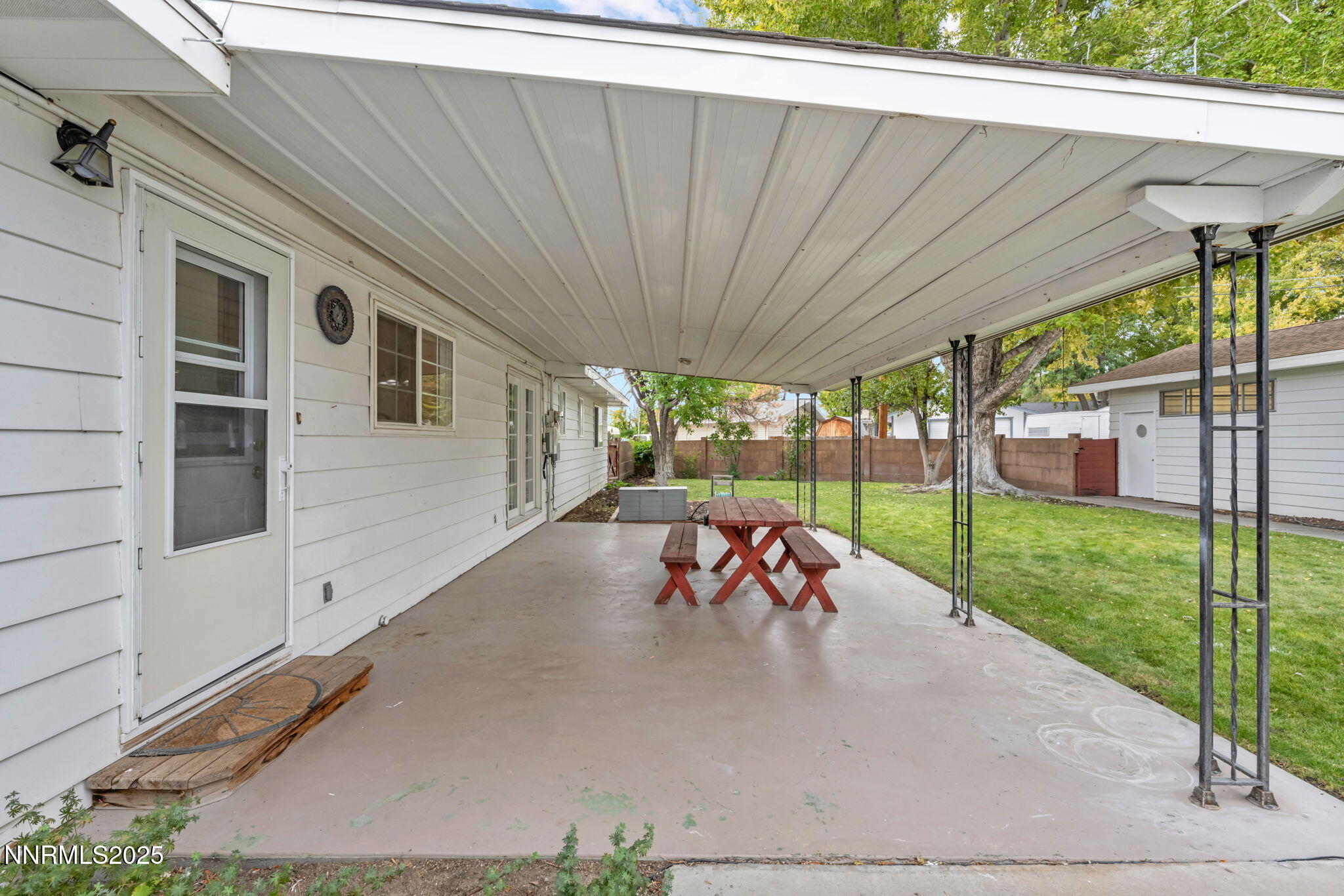 307 S California Street Property Photo 33