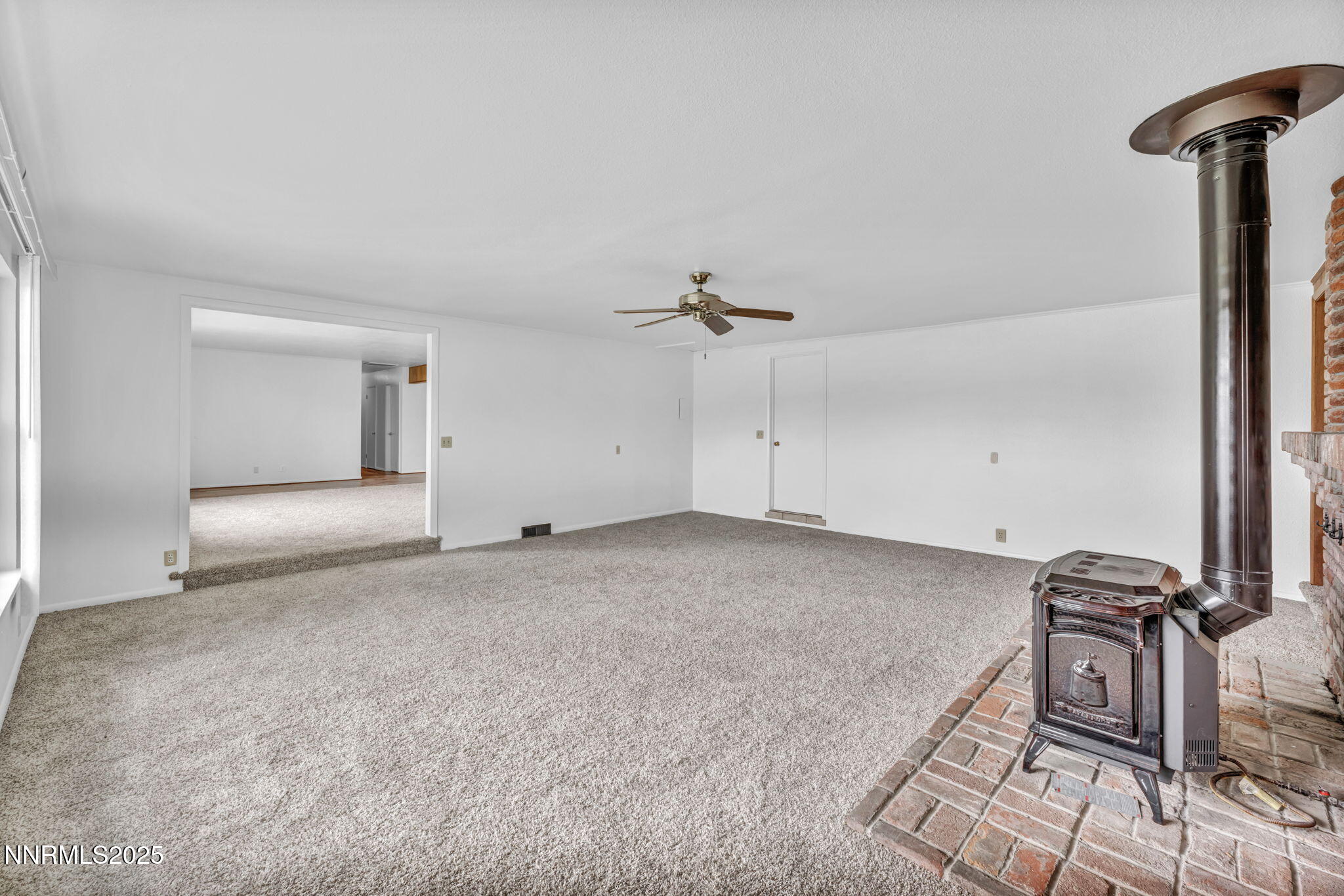 307 S California Street Property Photo 49