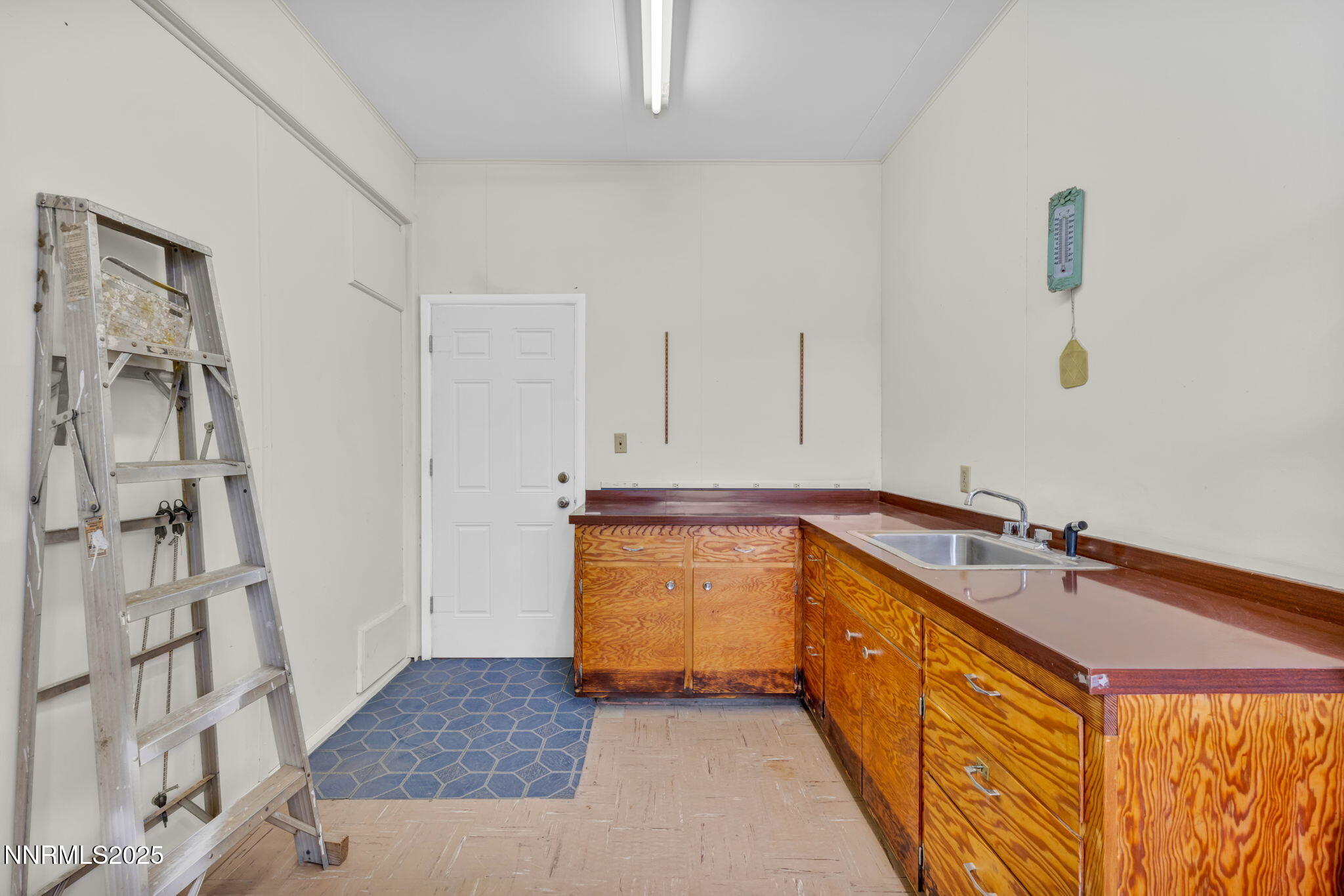 307 S California Street Property Photo 64