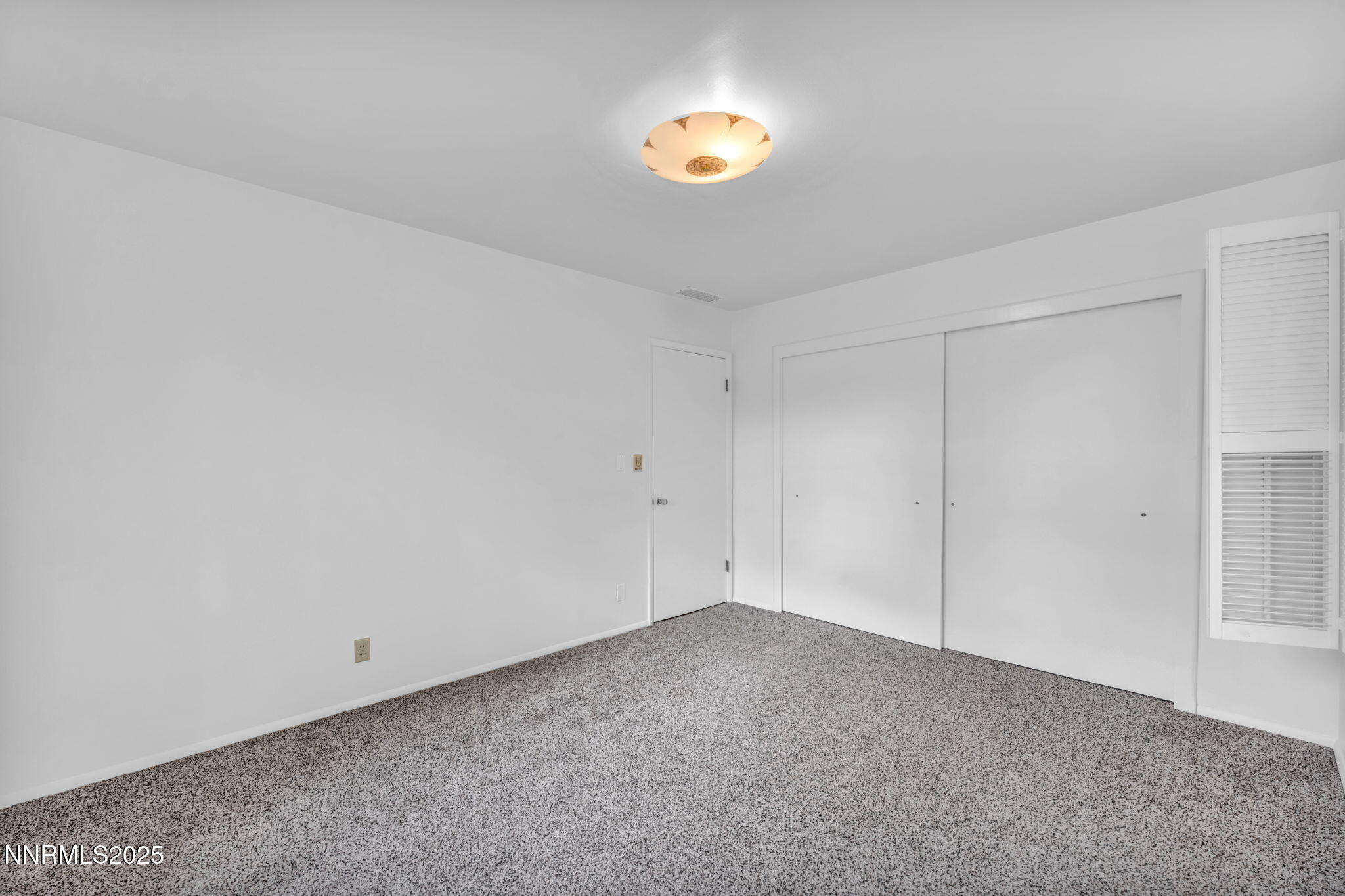 307 S California Street Property Photo 77