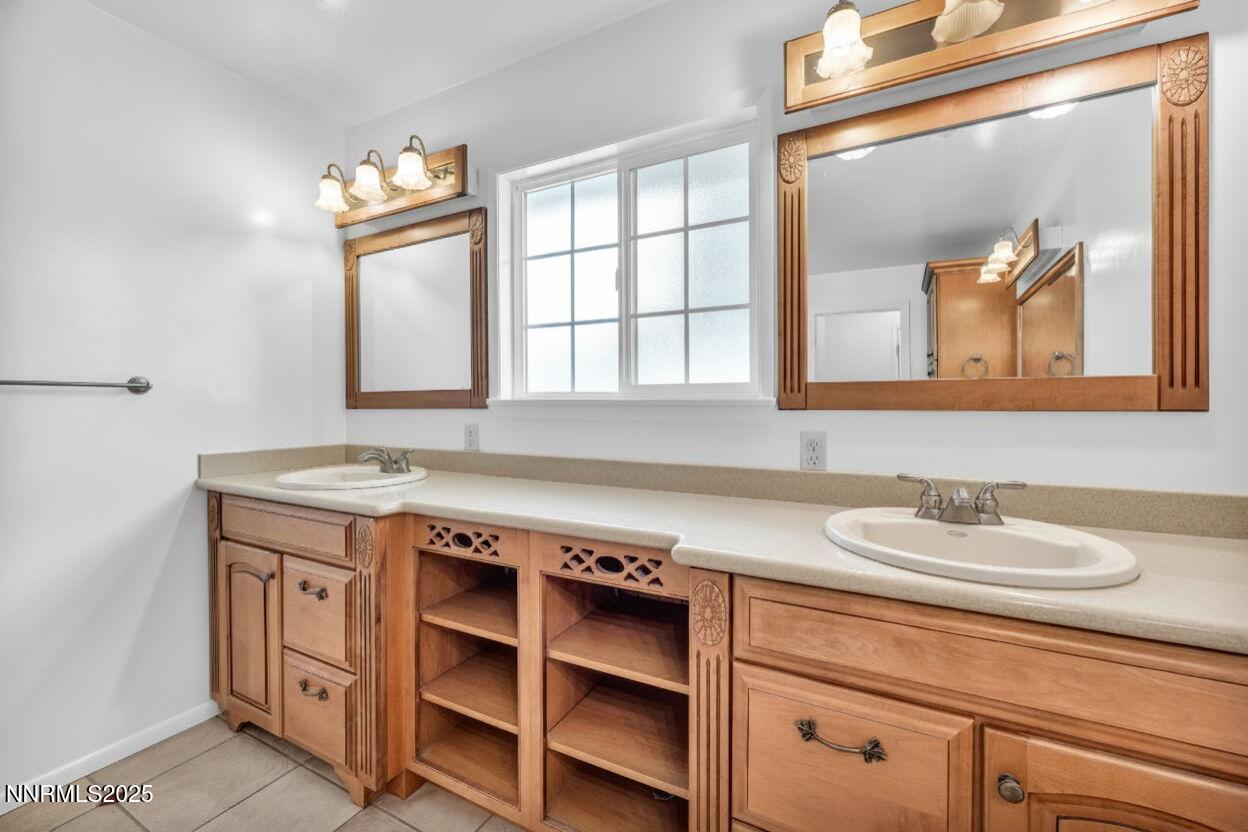 307 S California Street Property Photo 86